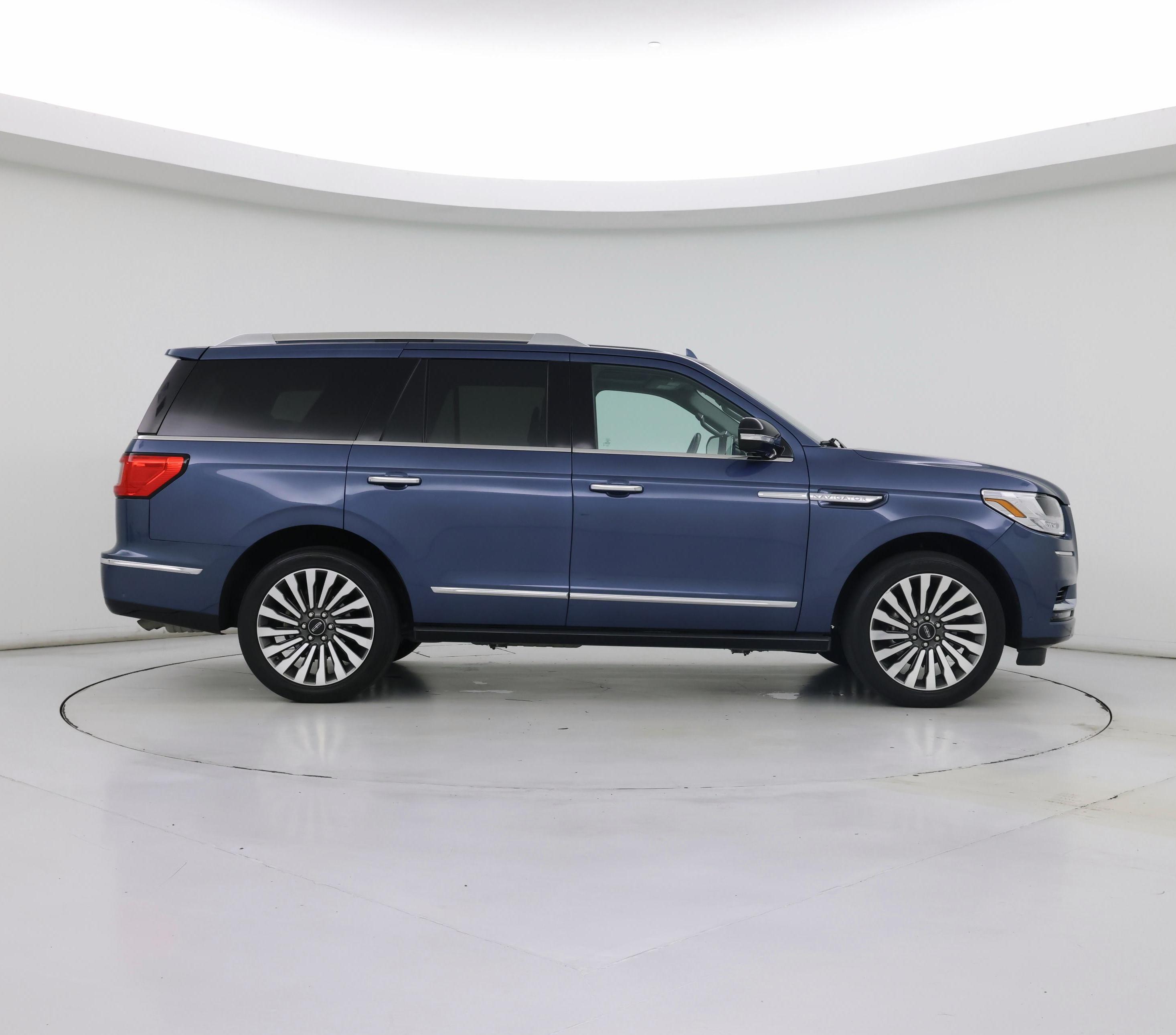 Thumbnail: 2018 Lincoln Navigator - 7