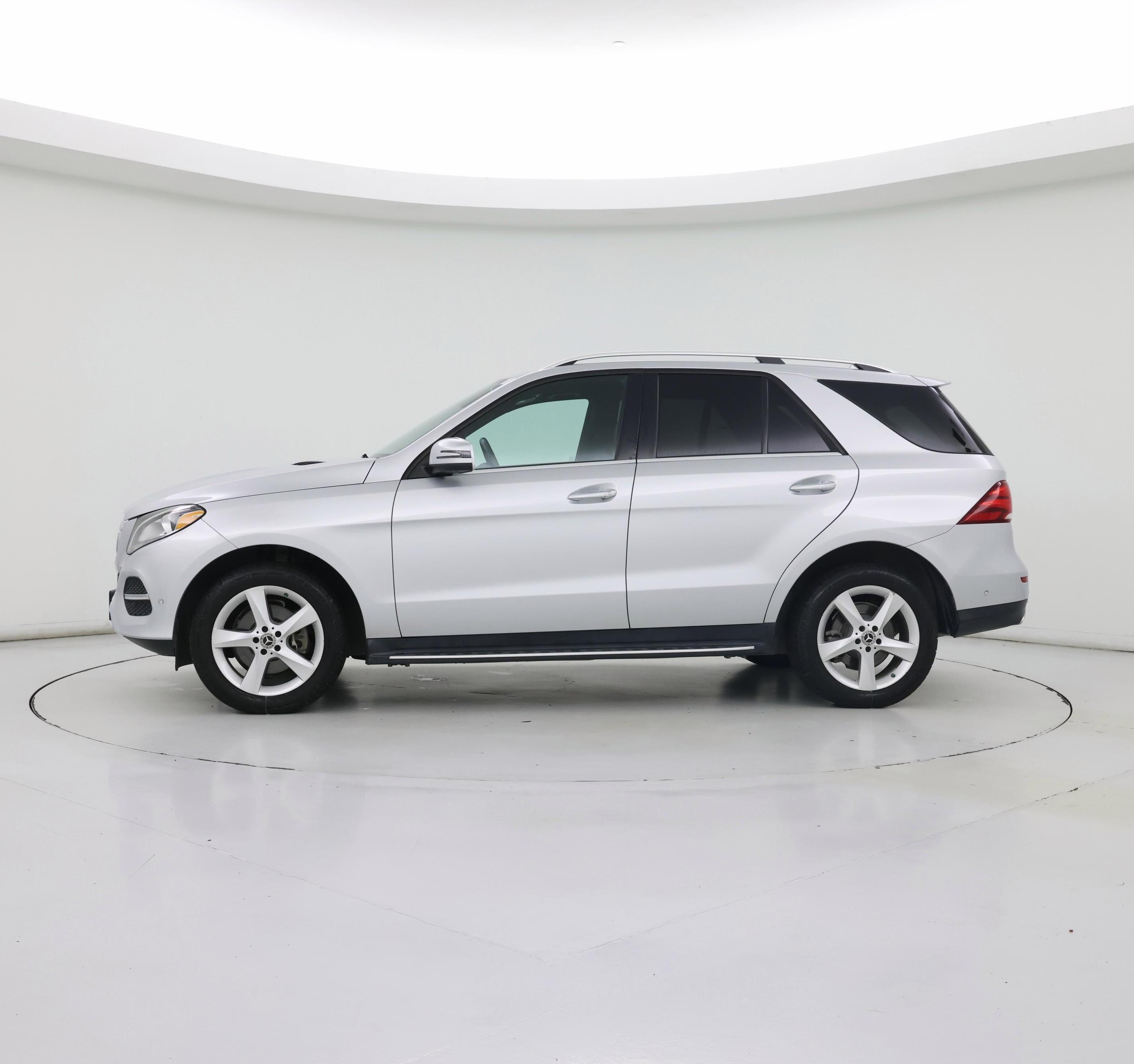 Thumbnail: 2018 Mercedes-Benz GLE - 3