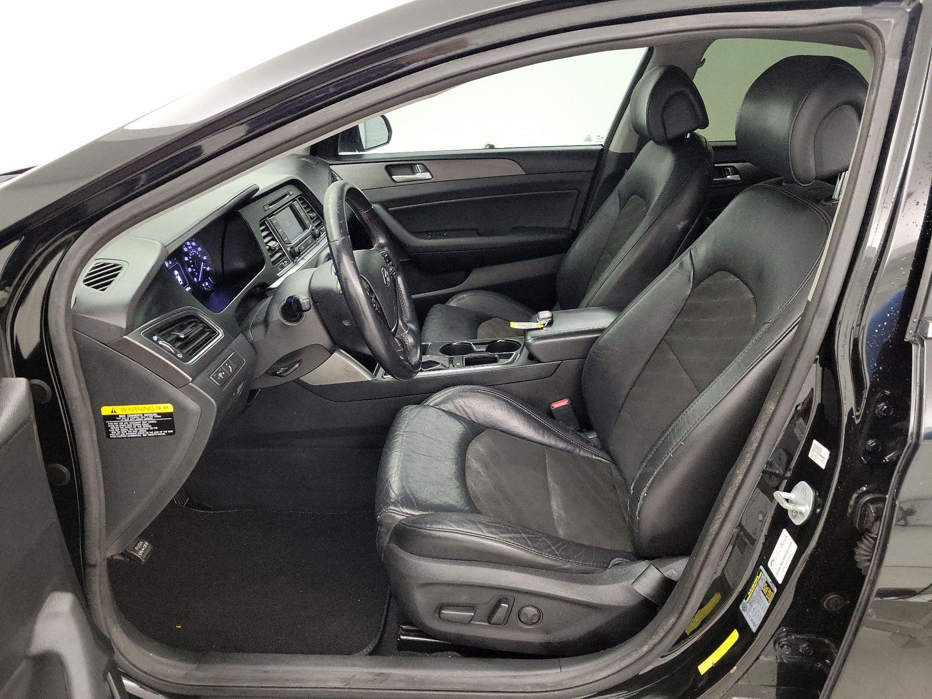 Thumbnail: 2015 Hyundai Sonata - 11