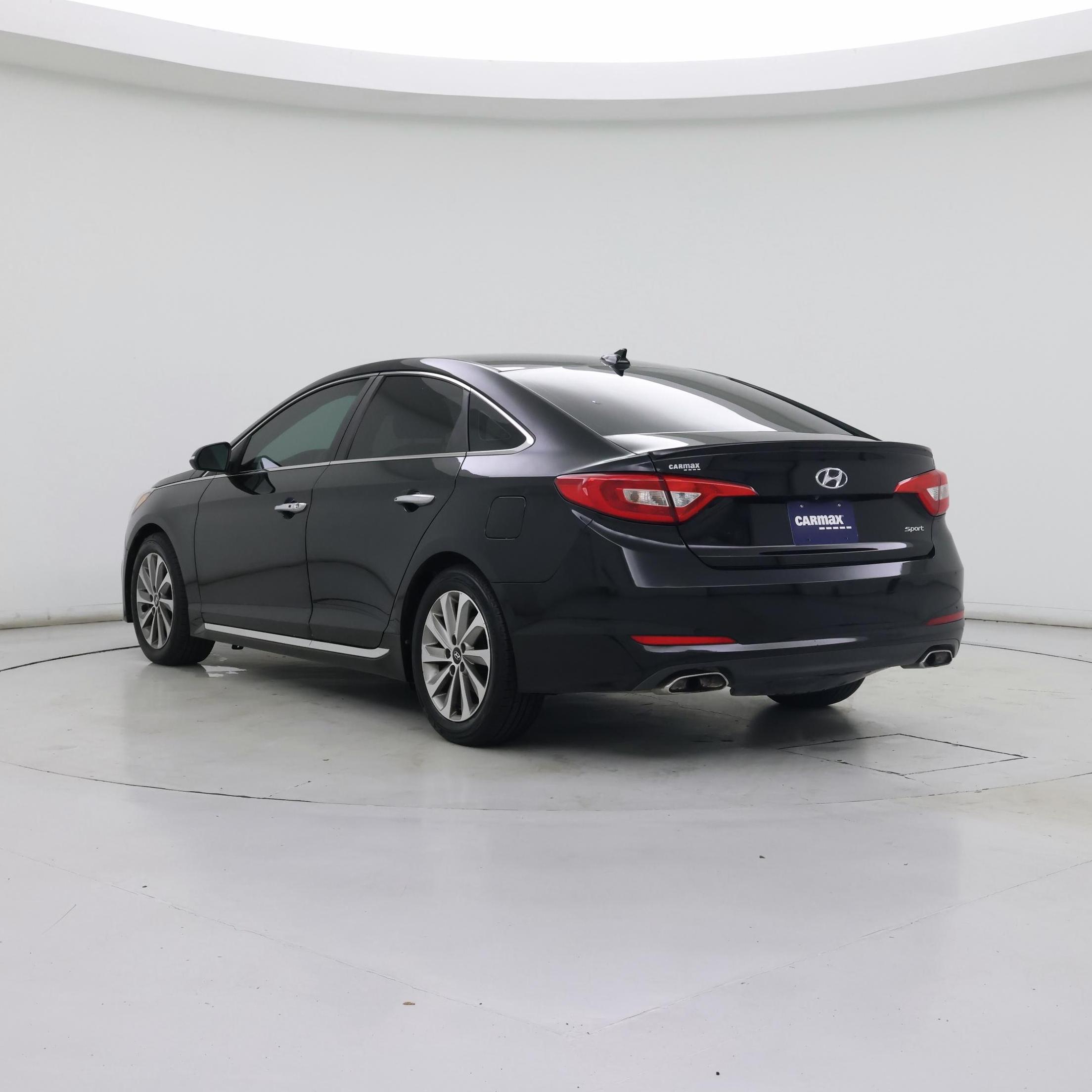 Thumbnail: 2015 Hyundai Sonata - 2
