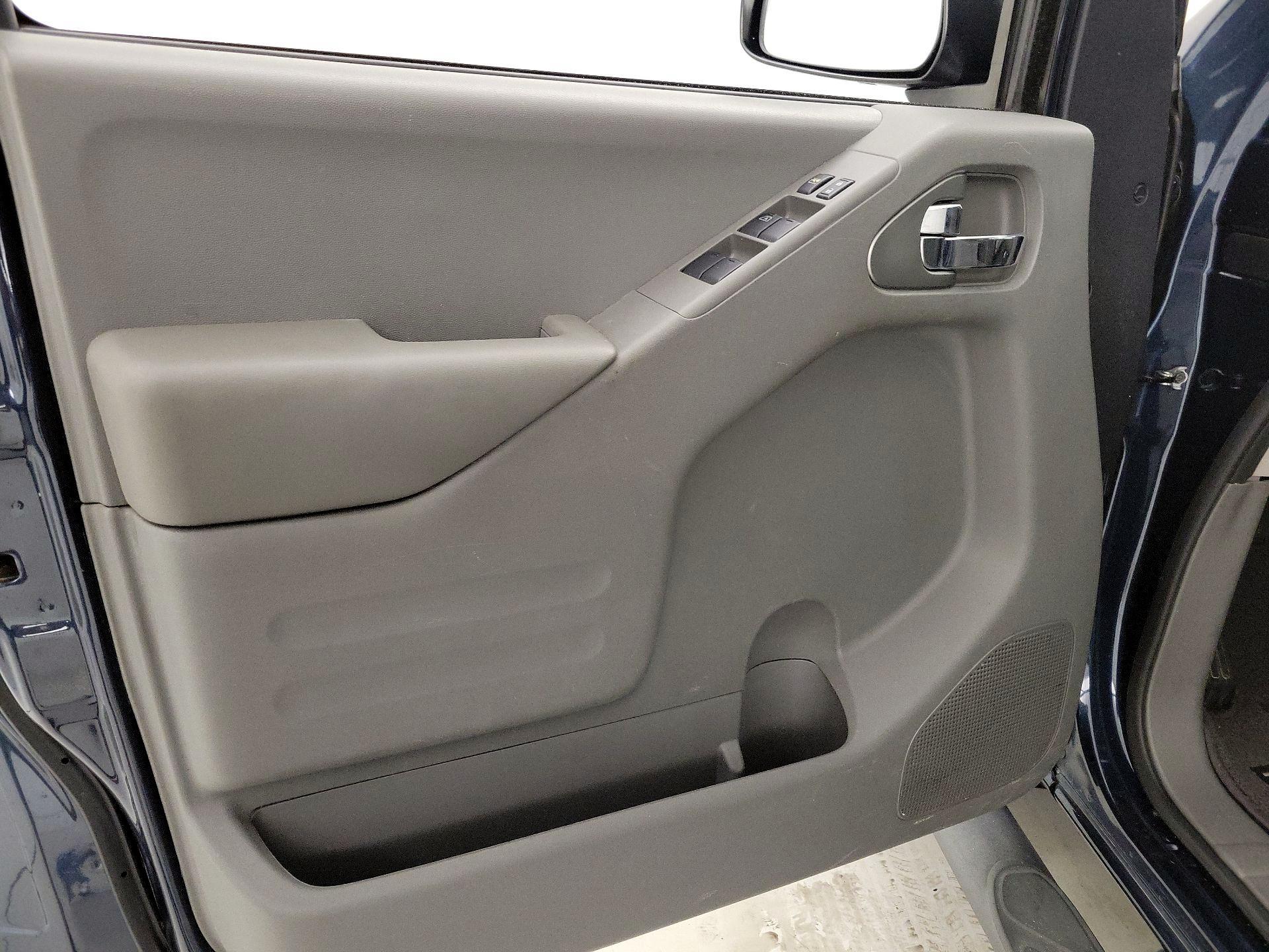 Thumbnail: 2019 Nissan Frontier - 12