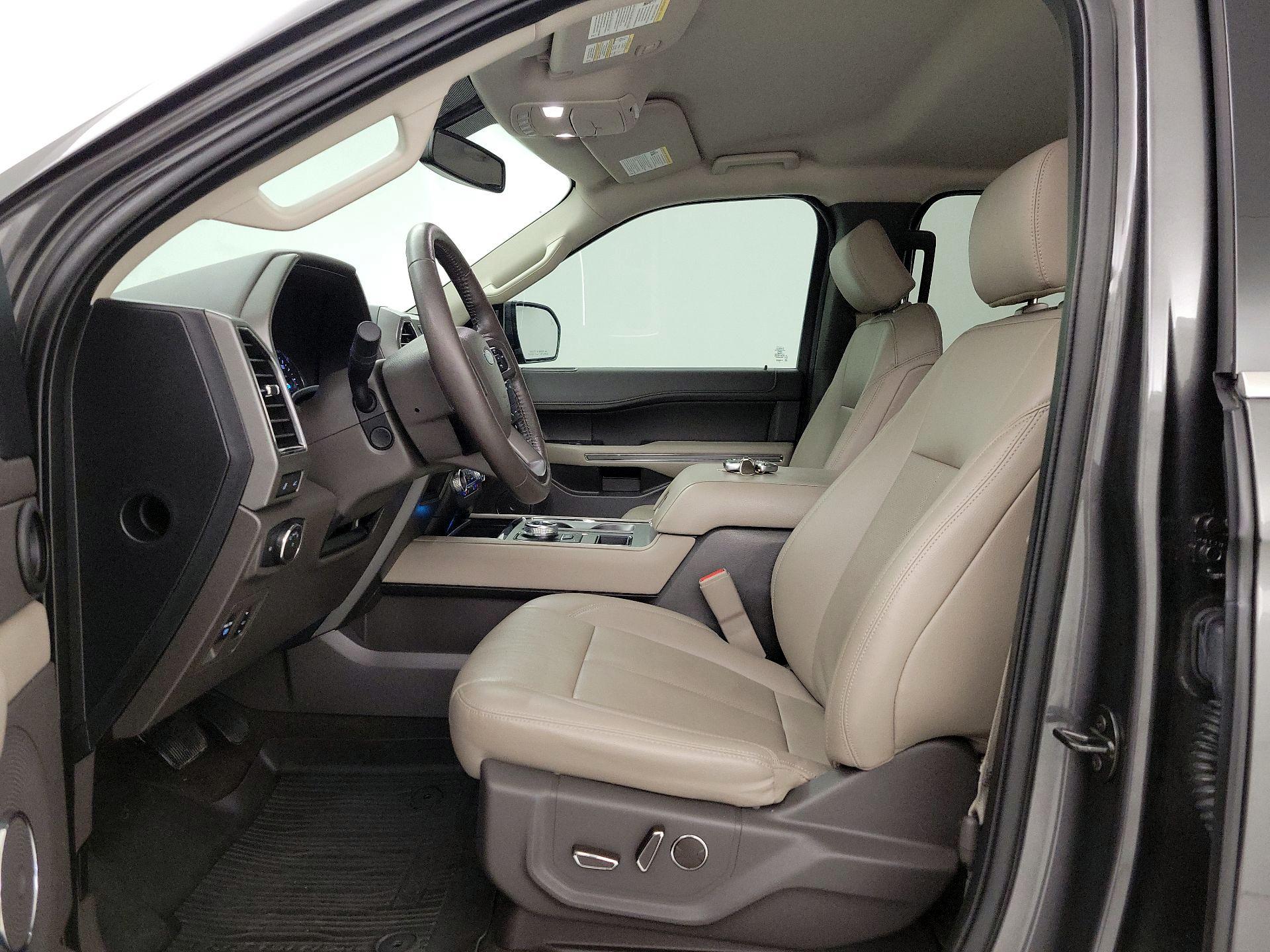 Thumbnail: 2019 Ford Expedition - 11
