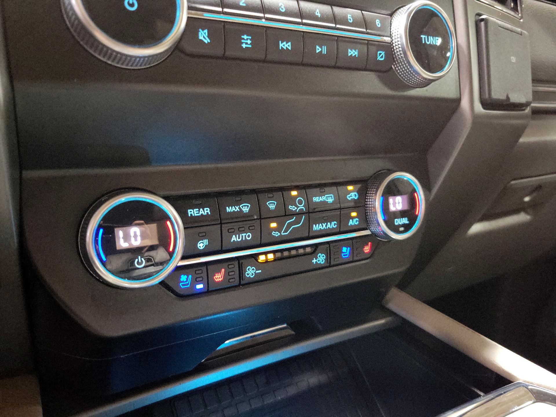 Thumbnail: 2019 Ford Expedition - 16