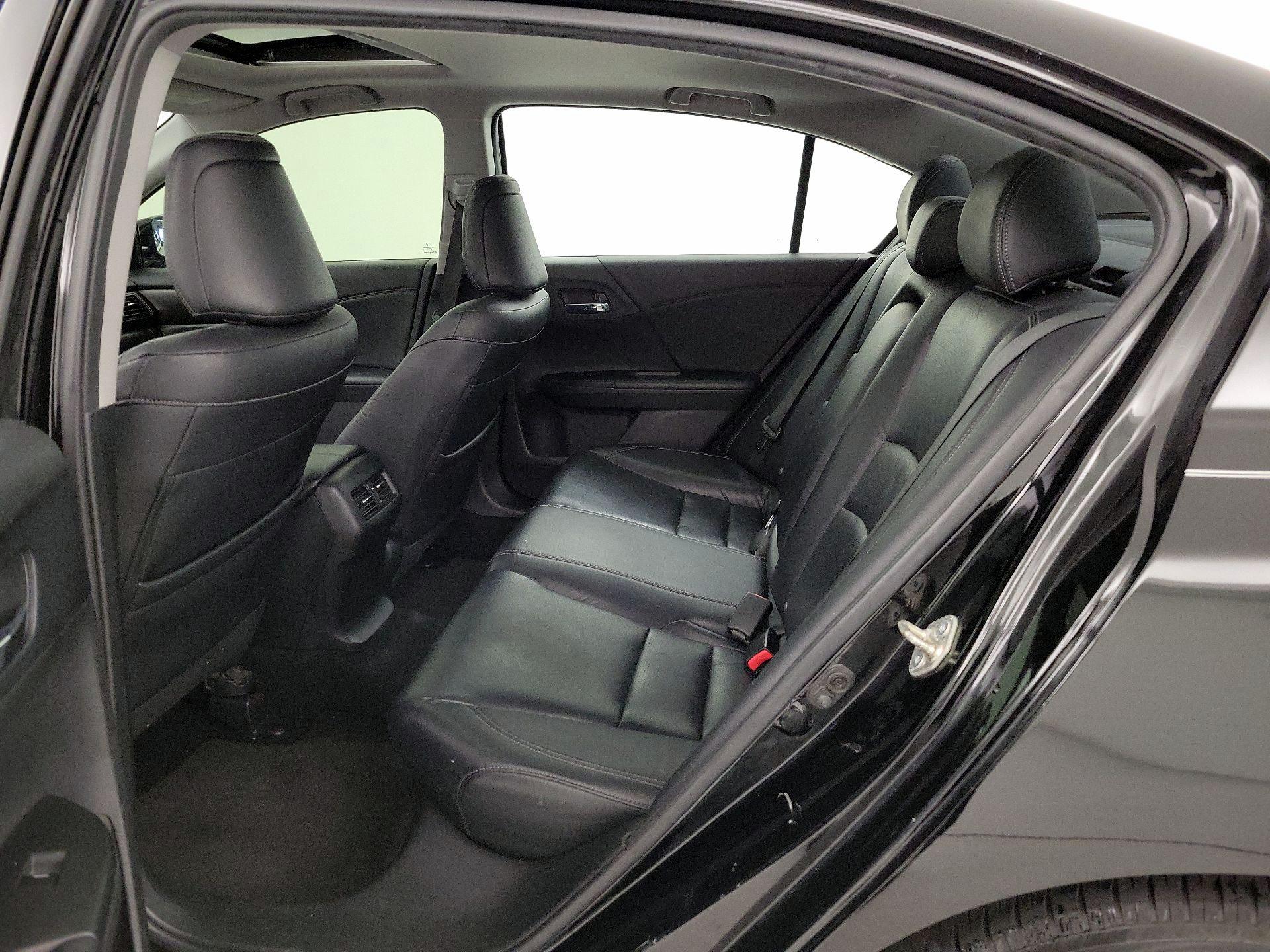 Thumbnail: 2015 Honda Accord - 19