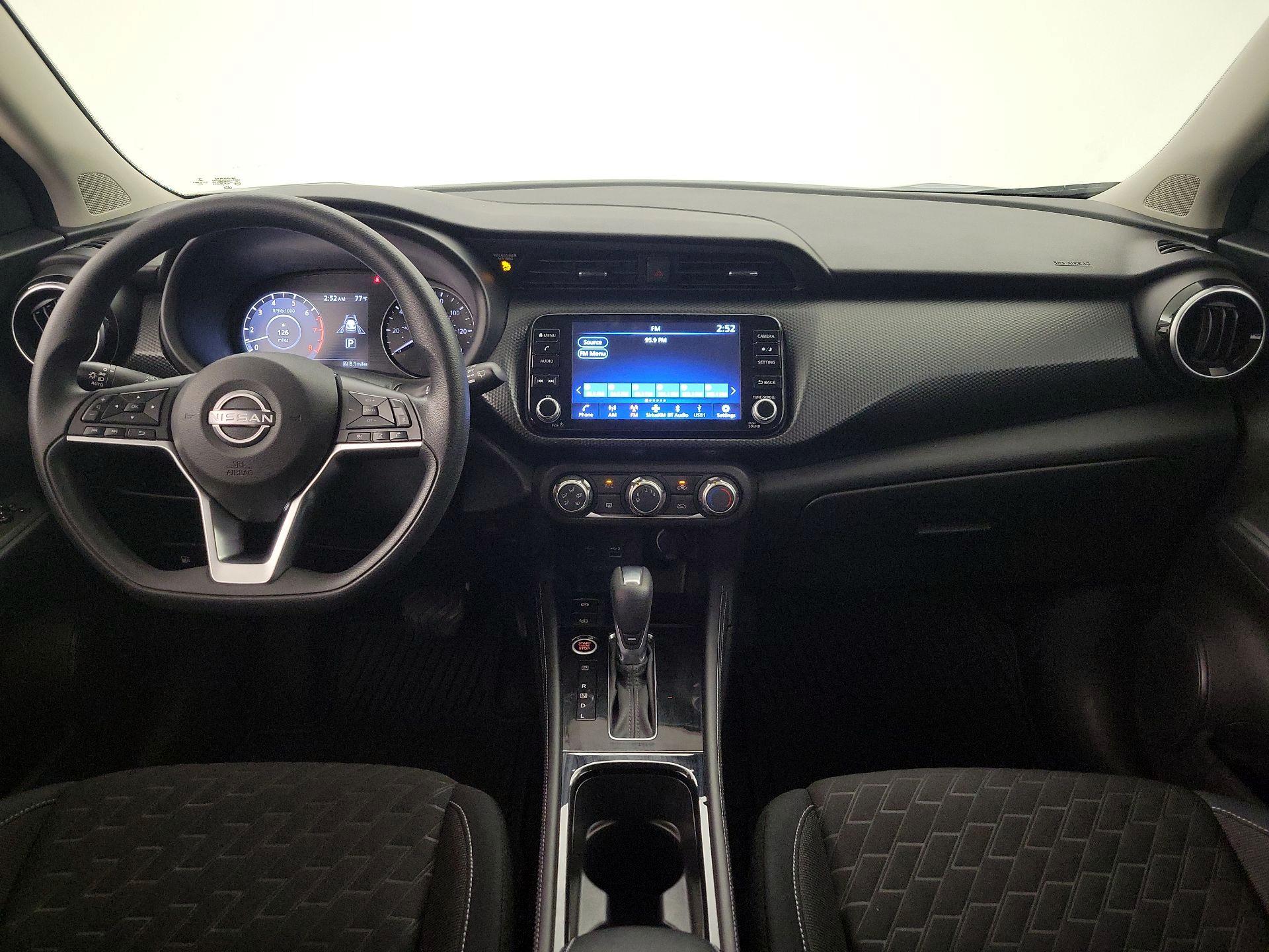 Thumbnail: 2023 Nissan Kicks - 9