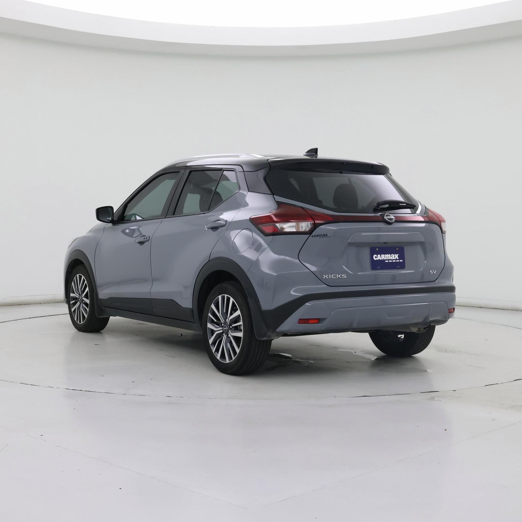 Thumbnail: 2023 Nissan Kicks - 2