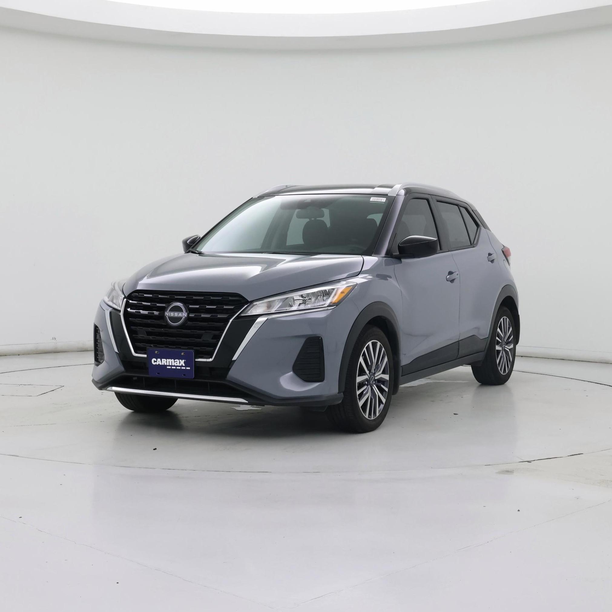 Thumbnail: 2023 Nissan Kicks - 4