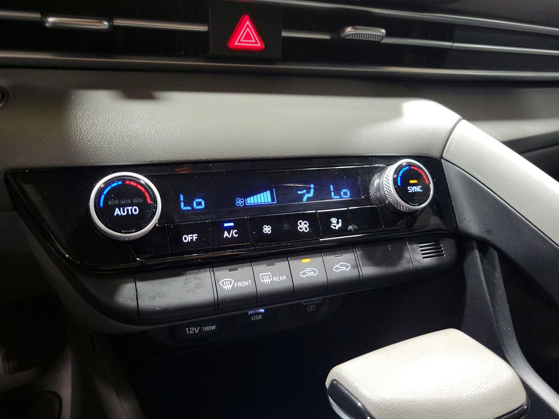 Thumbnail: 2022 Hyundai Elantra - 16