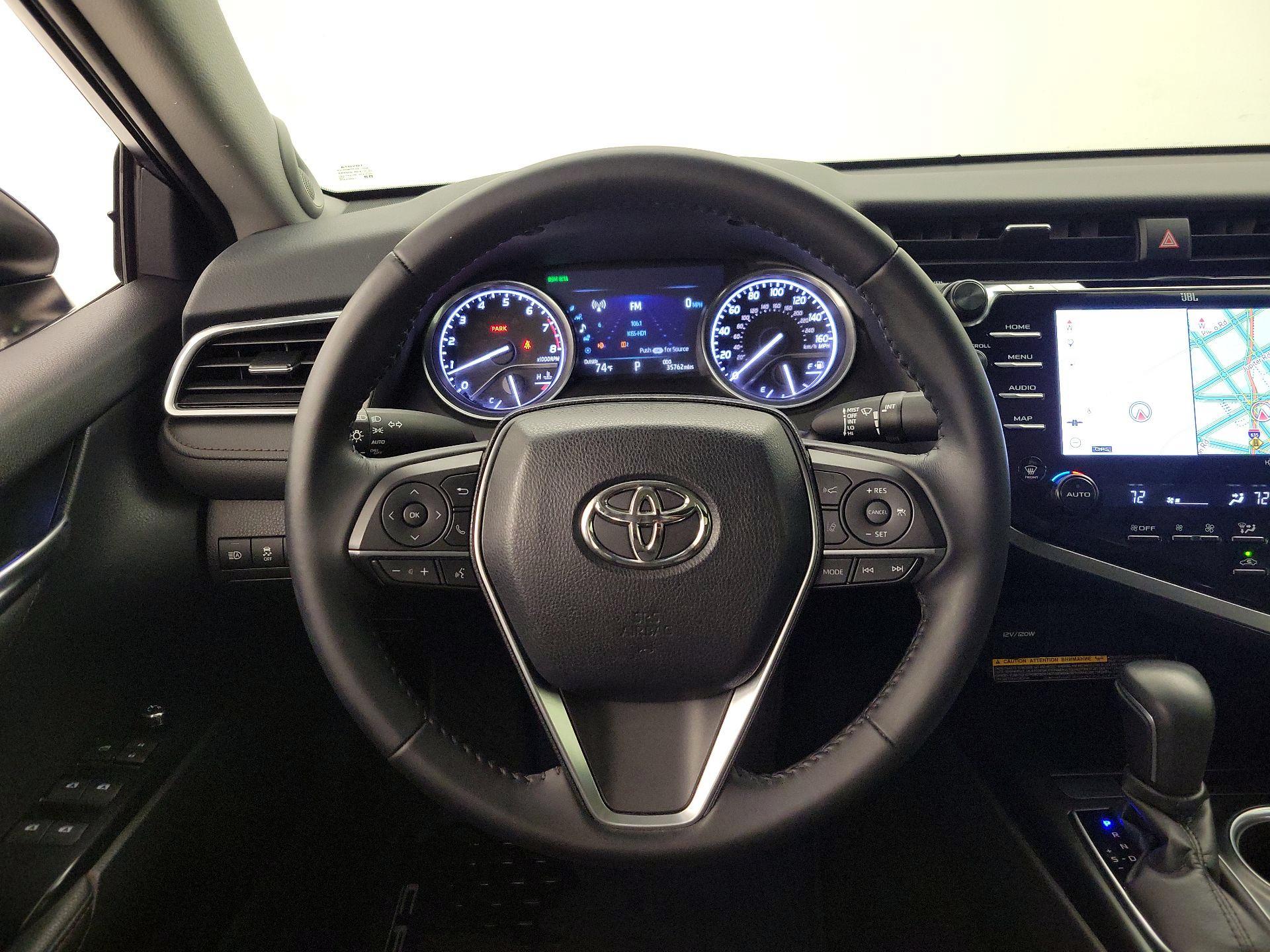 Thumbnail: 2018 Toyota Camry - 10