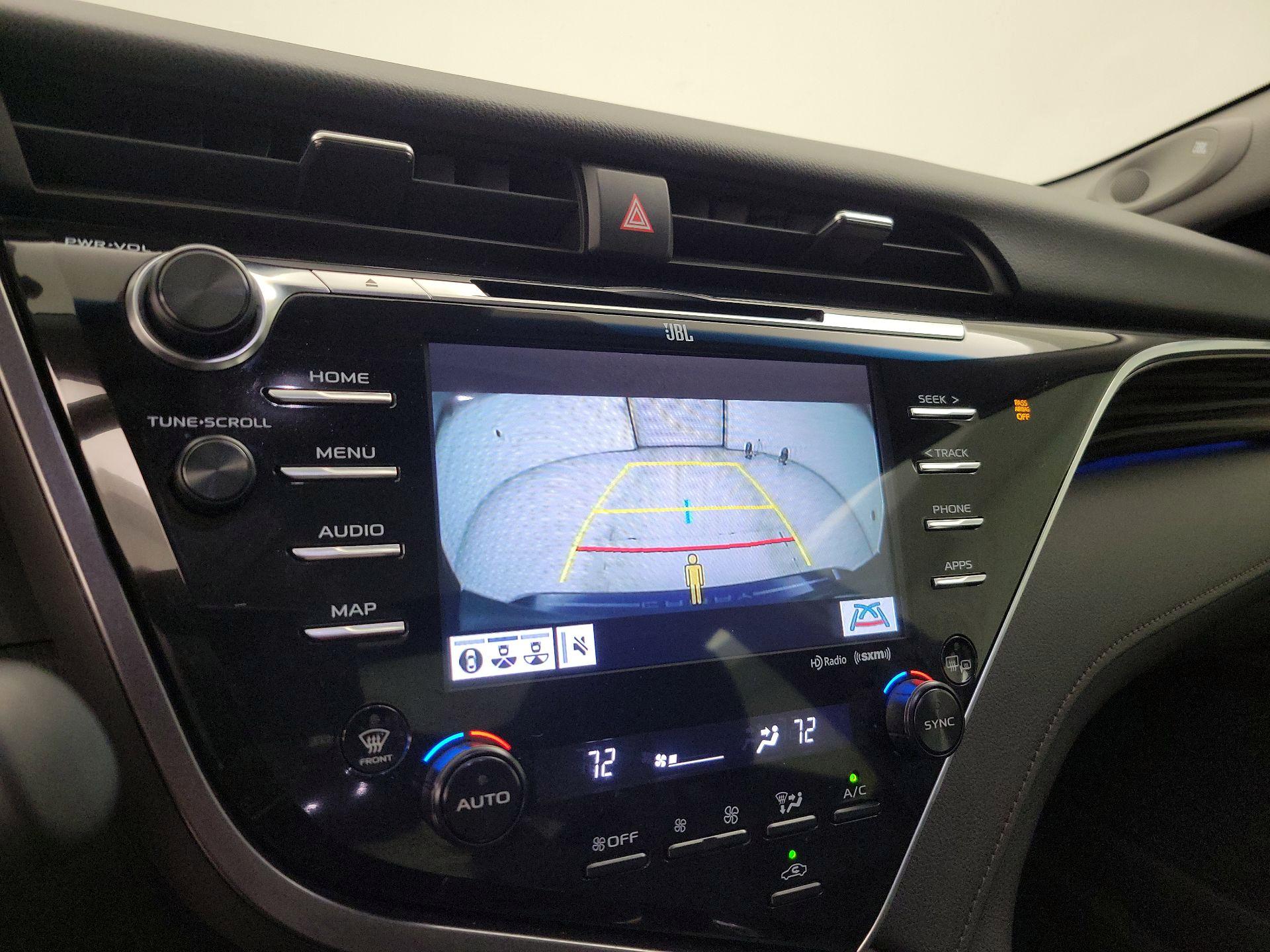 Thumbnail: 2018 Toyota Camry - 15