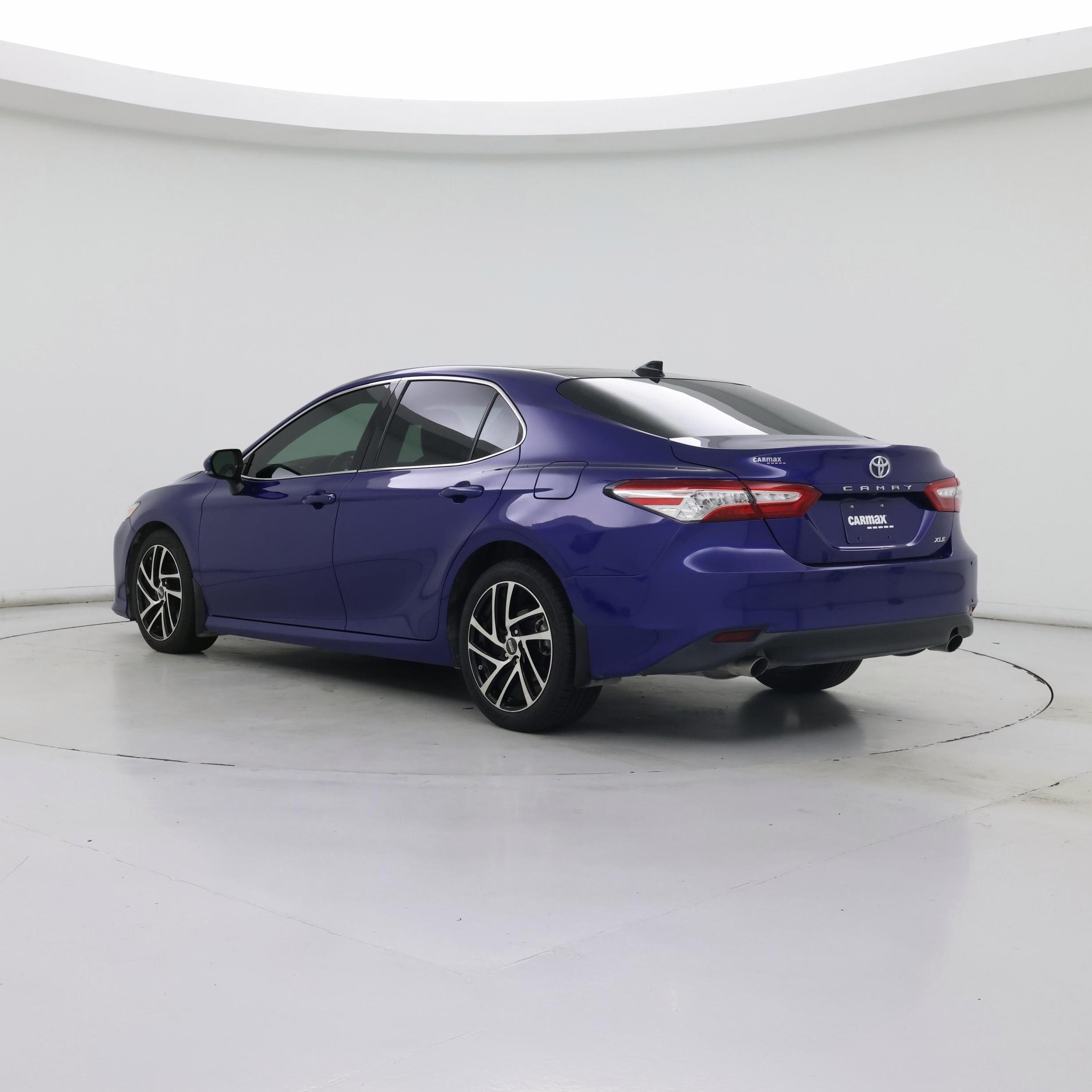 Thumbnail: 2018 Toyota Camry - 2