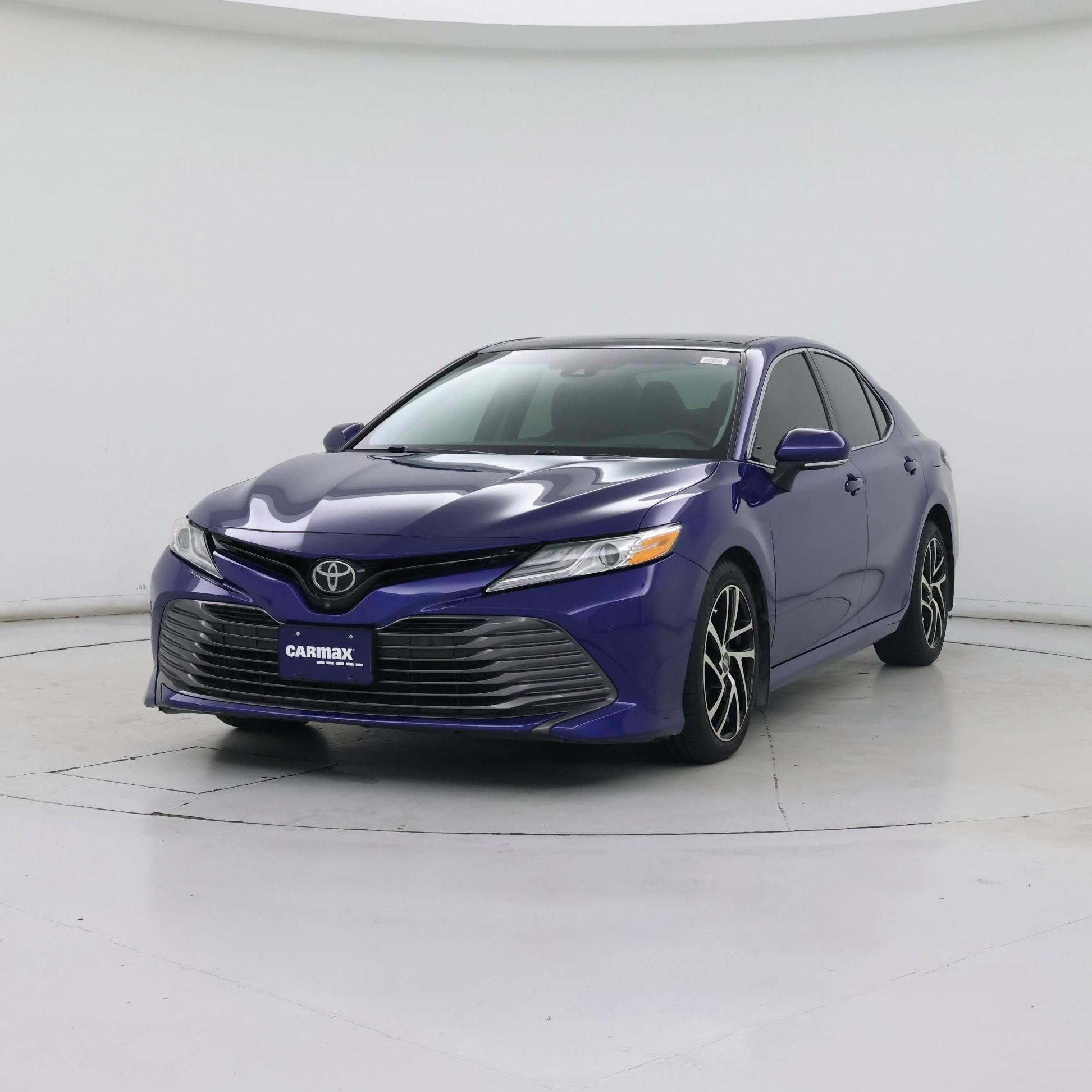 Thumbnail: 2018 Toyota Camry - 4
