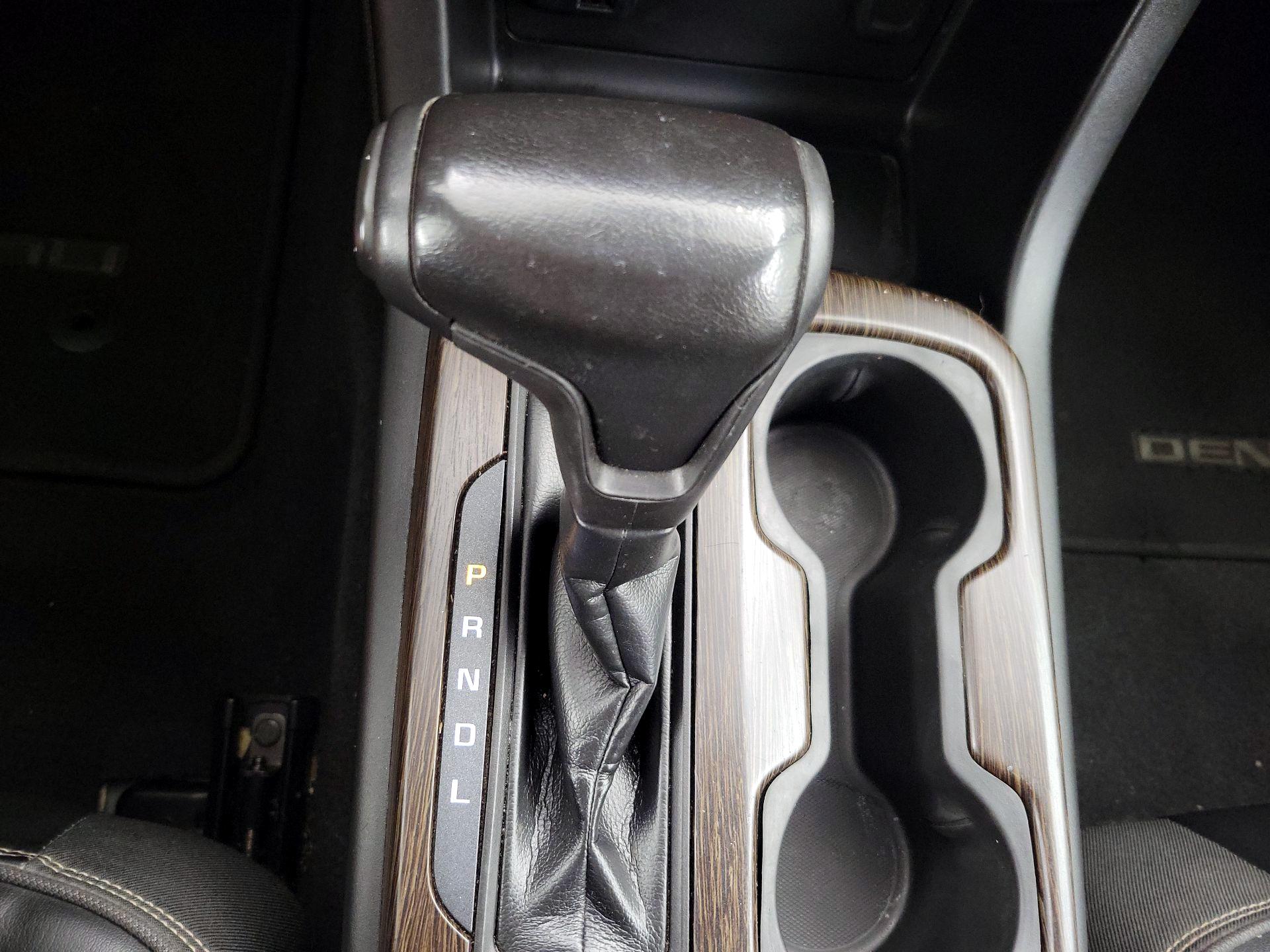 Thumbnail: 2020 GMC Canyon - 16