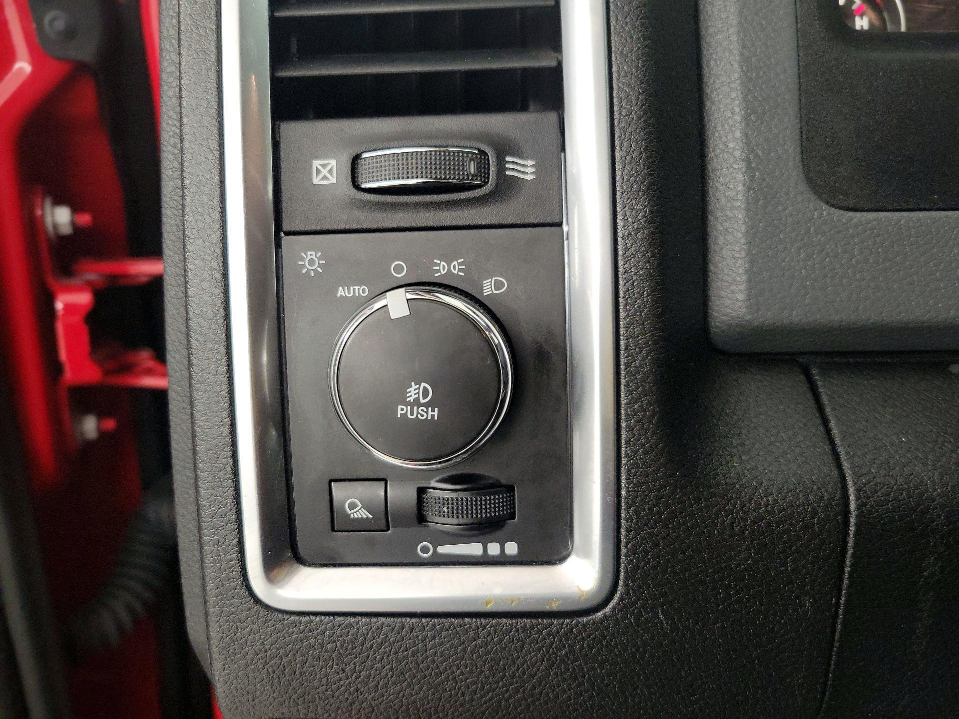 Thumbnail: 2016 RAM 1500 - 13