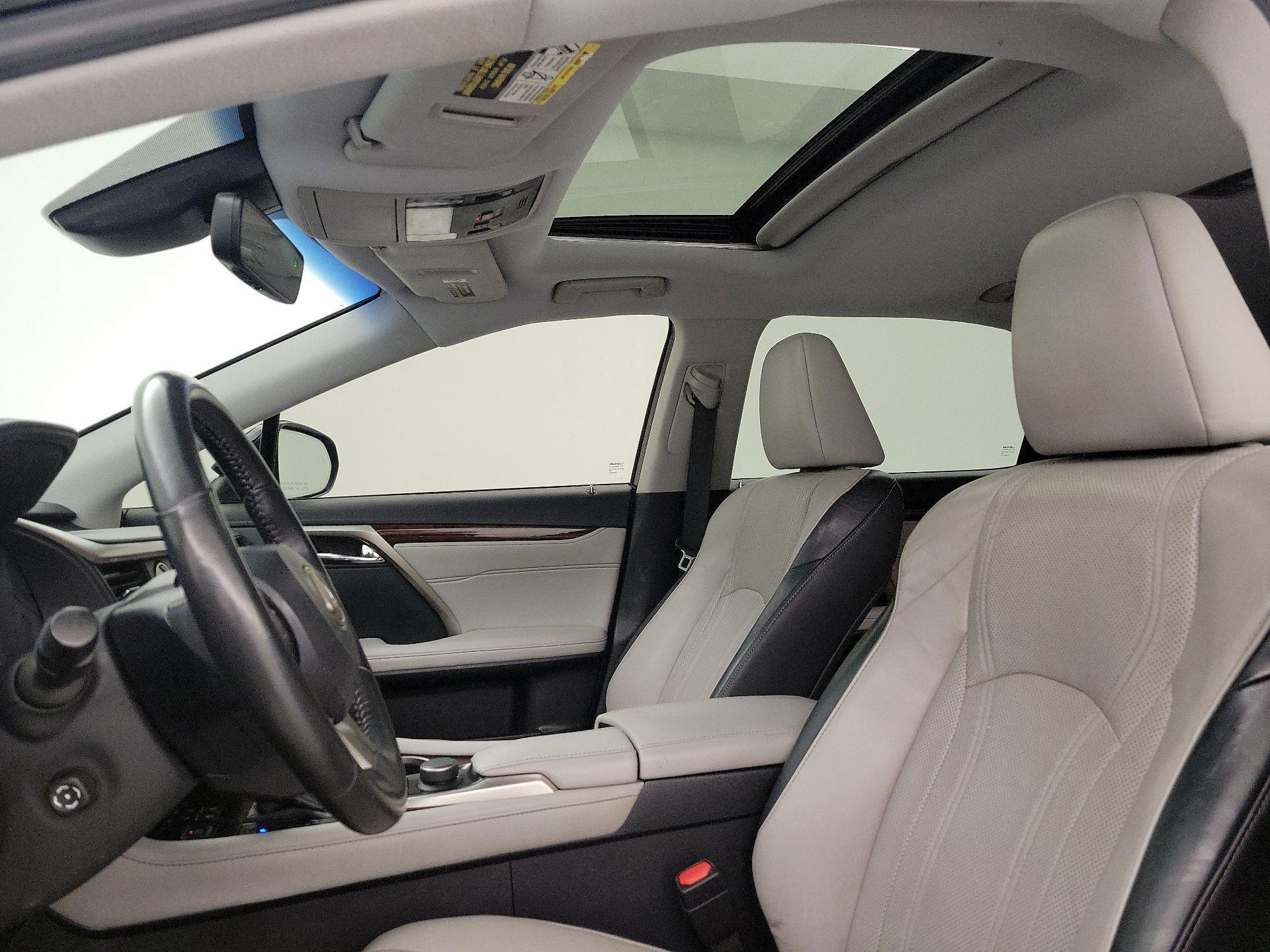 Thumbnail: 2019 Lexus RX - 18