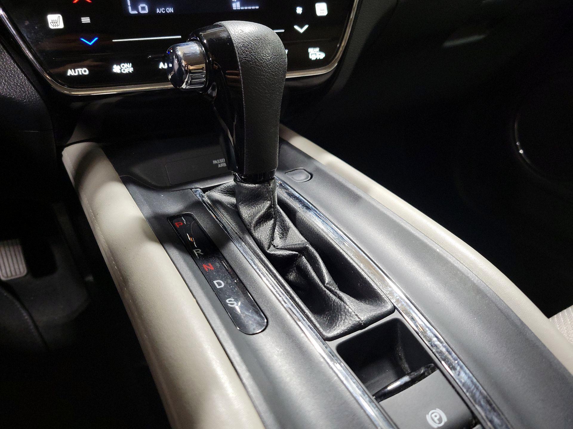 Thumbnail: 2017 Honda HR-V - 16
