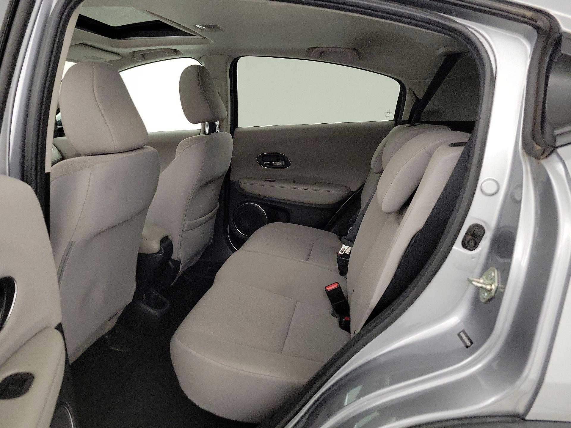 Thumbnail: 2017 Honda HR-V - 18
