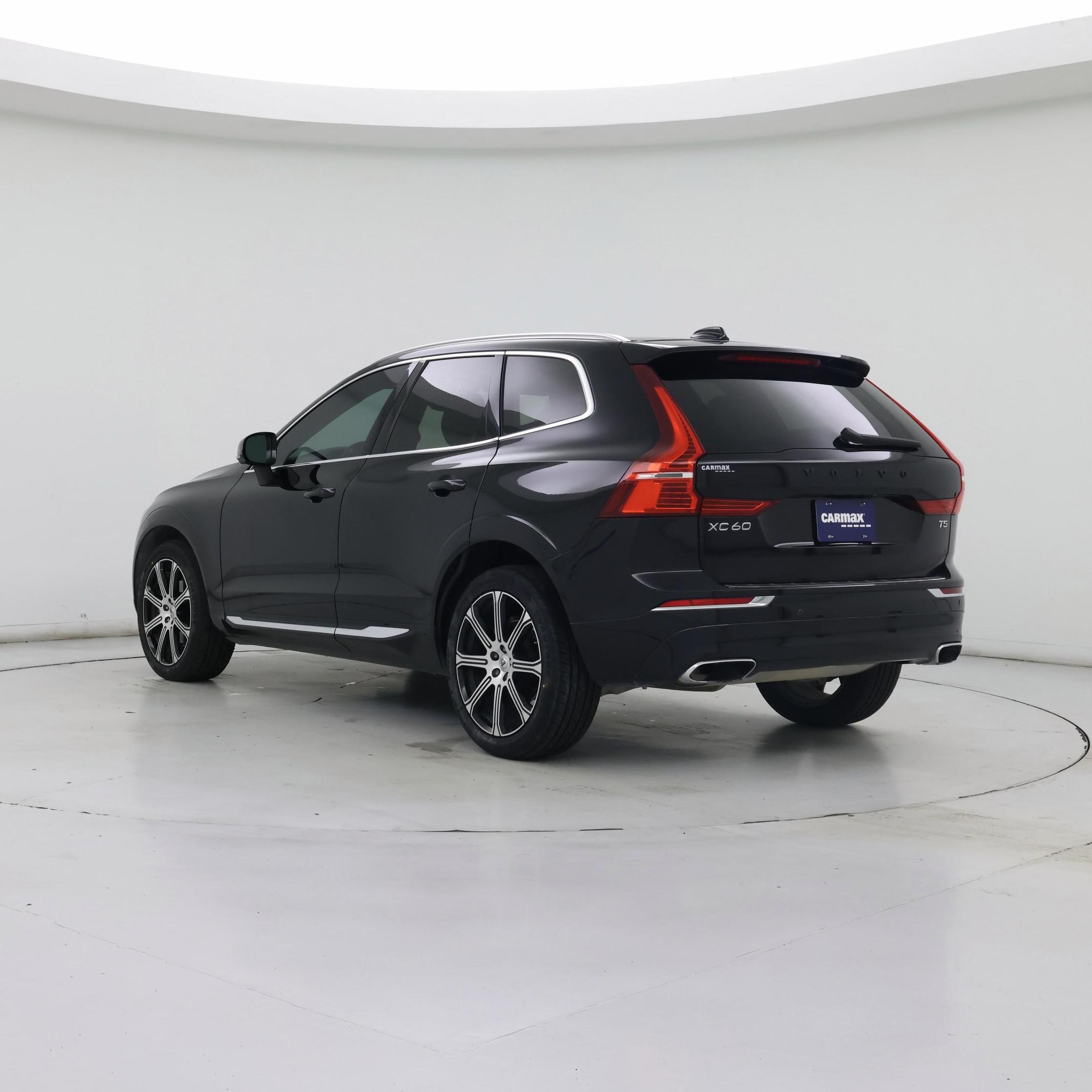 Thumbnail: 2021 Volvo XC60 - 2