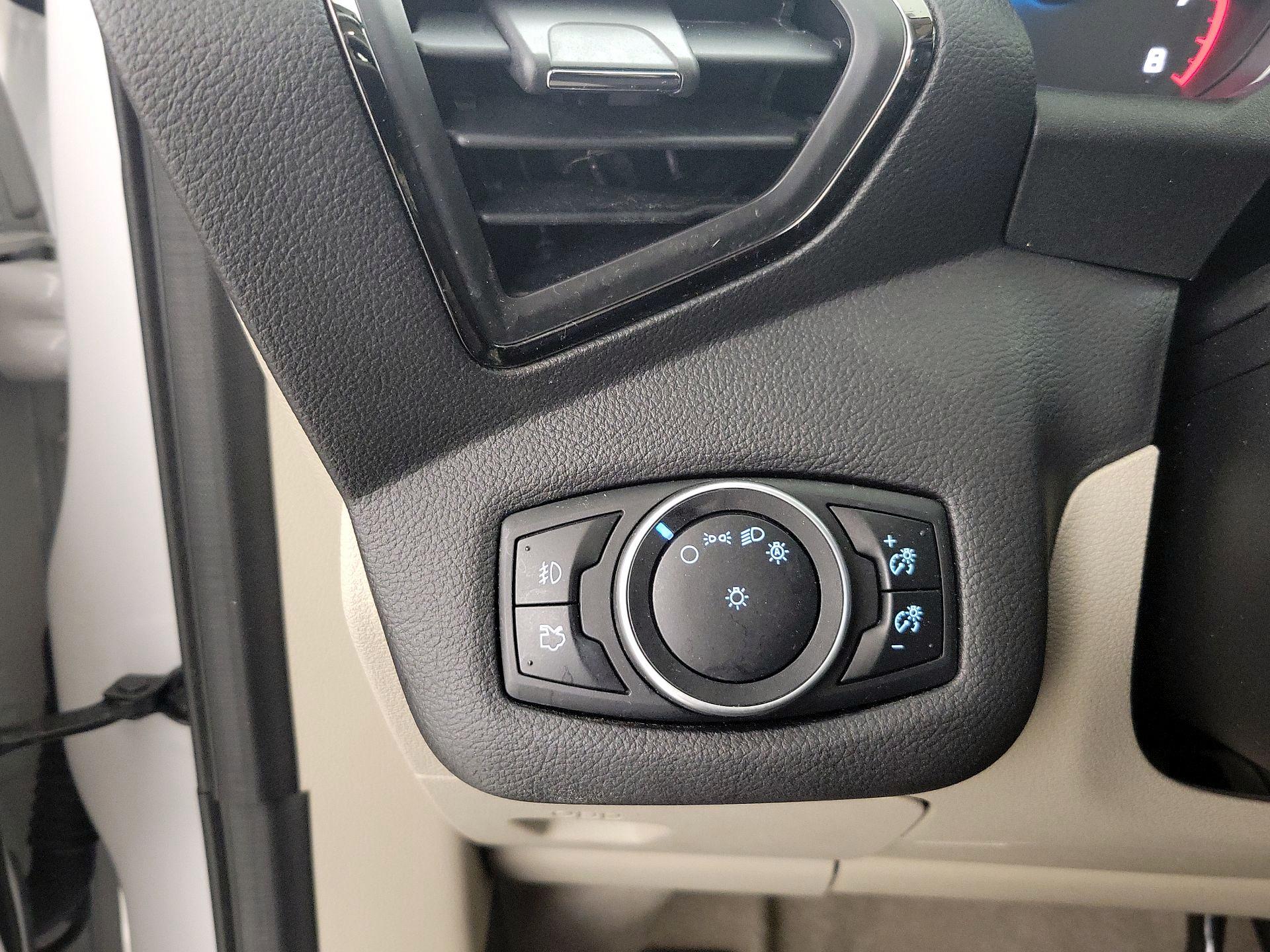 Thumbnail: 2016 Ford Escape - 13