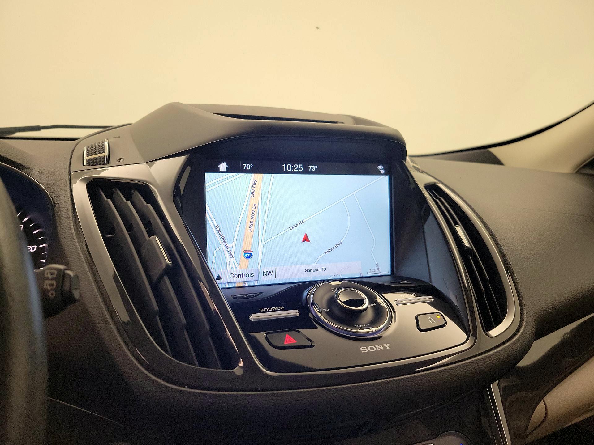 Thumbnail: 2016 Ford Escape - 14