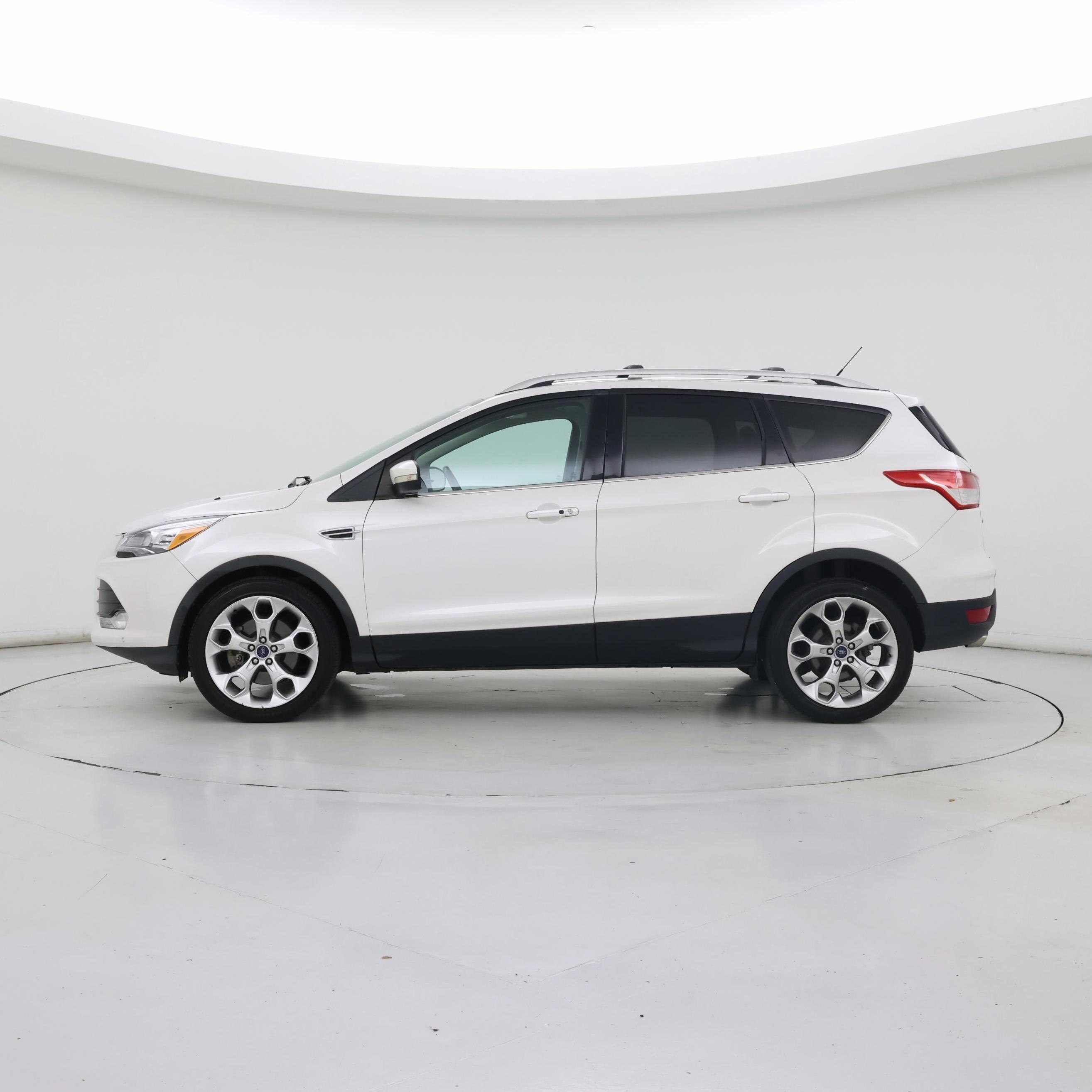 Thumbnail: 2016 Ford Escape - 3