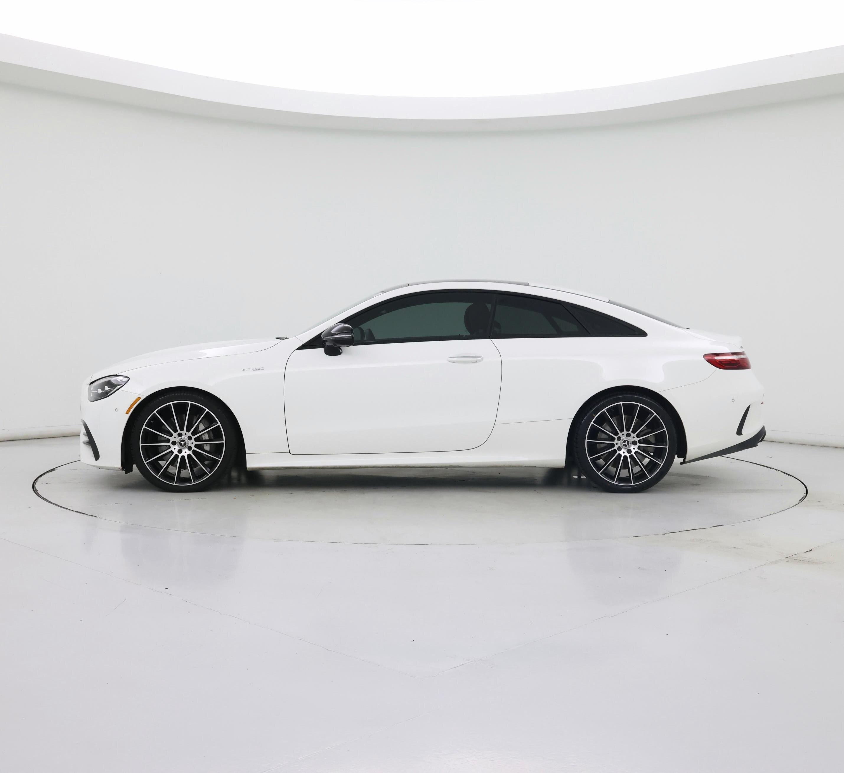 Thumbnail: 2022 Mercedes-Benz E-Class - 3