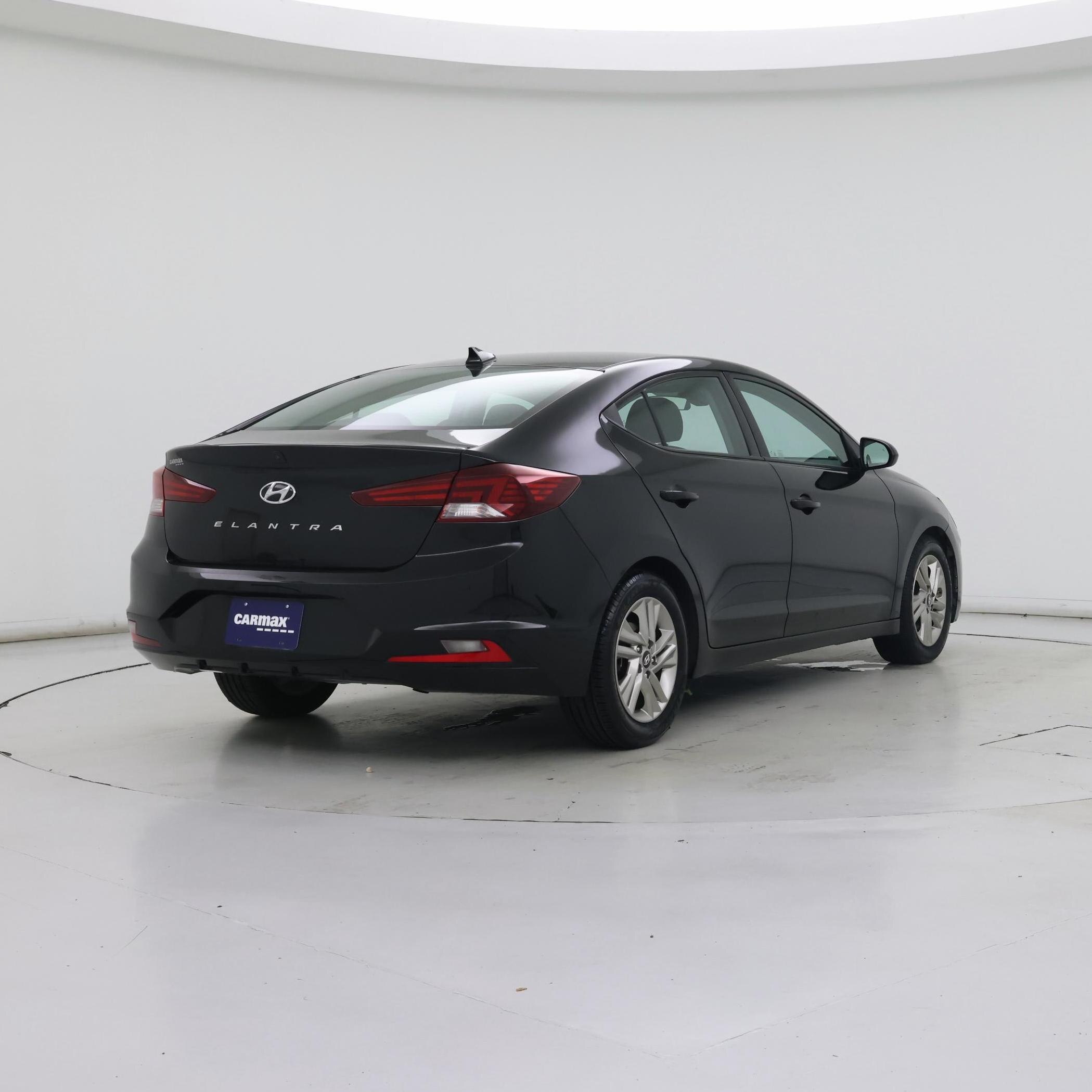 Thumbnail: 2019 Hyundai Elantra - 8