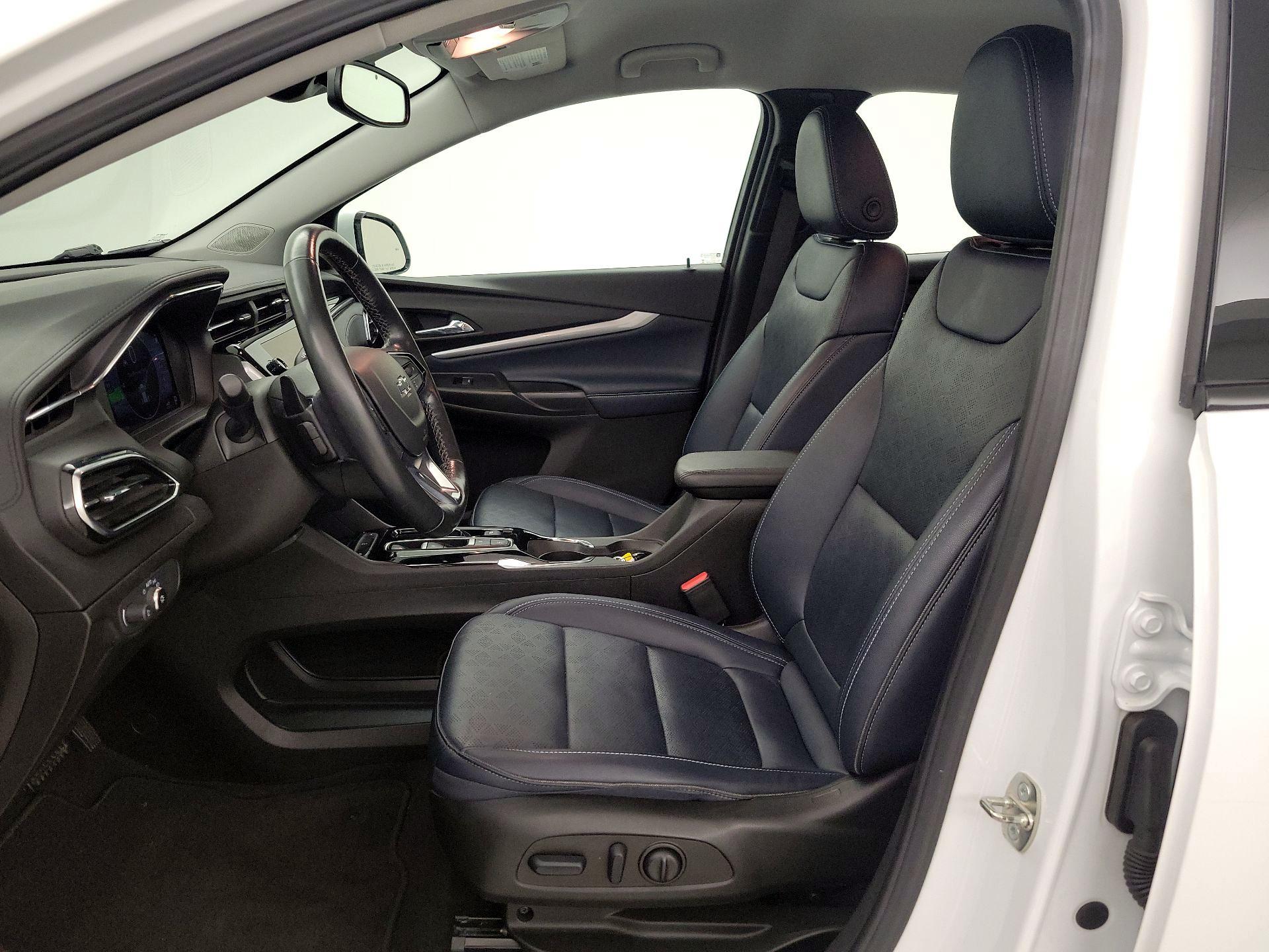 Thumbnail: 2023 Chevrolet Bolt EUV - 11
