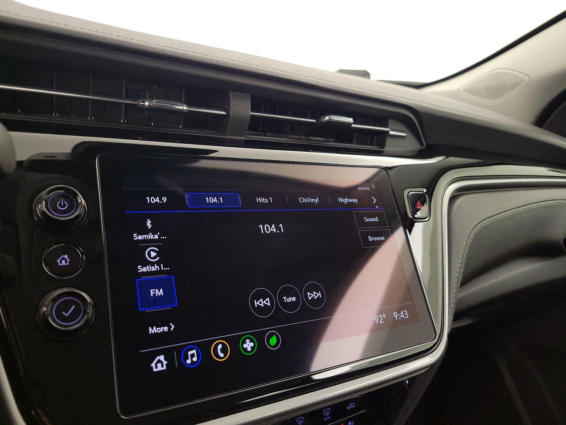 Thumbnail: 2023 Chevrolet Bolt EUV - 15