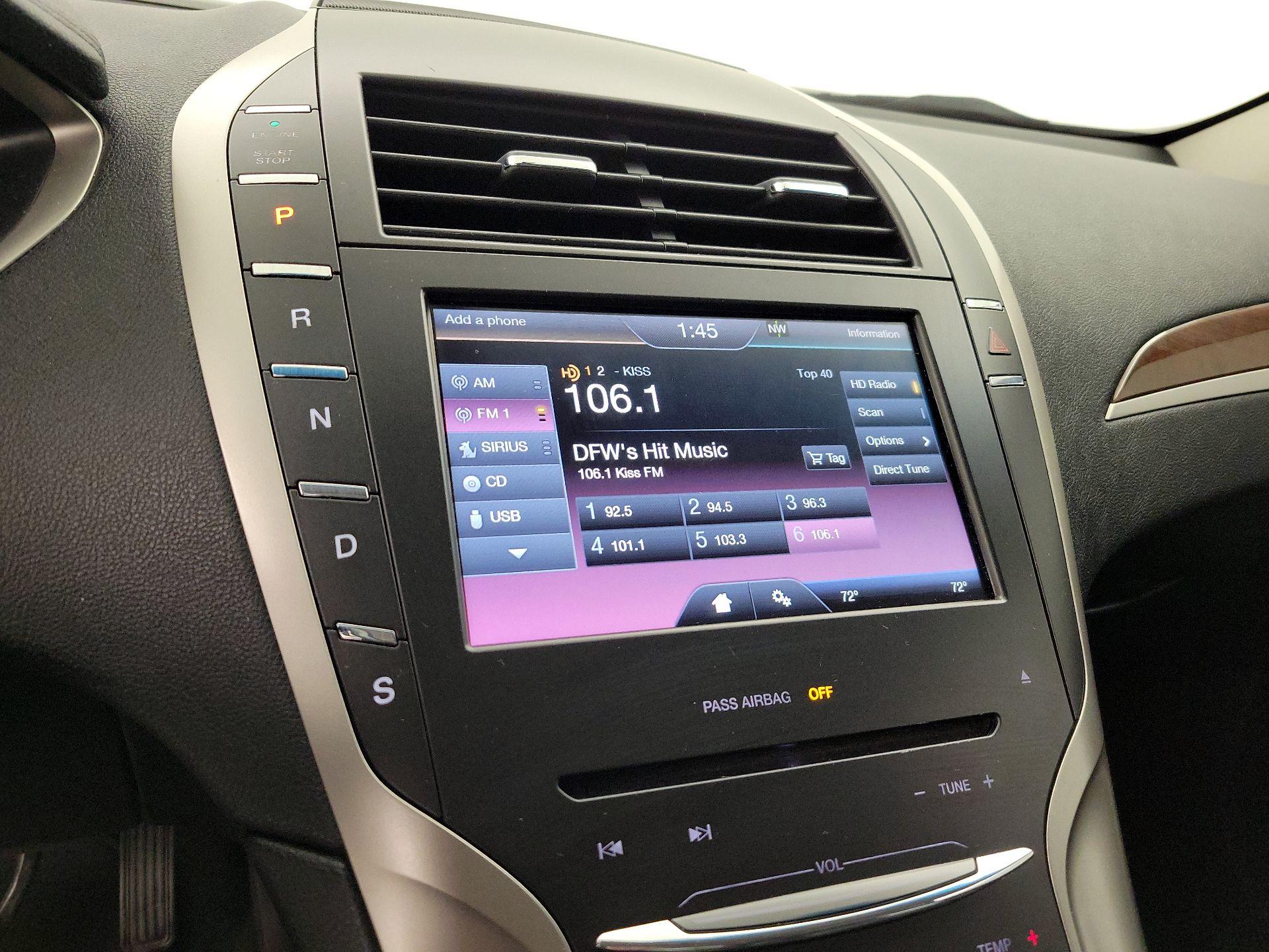 Thumbnail: 2016 Lincoln MKZ - 15