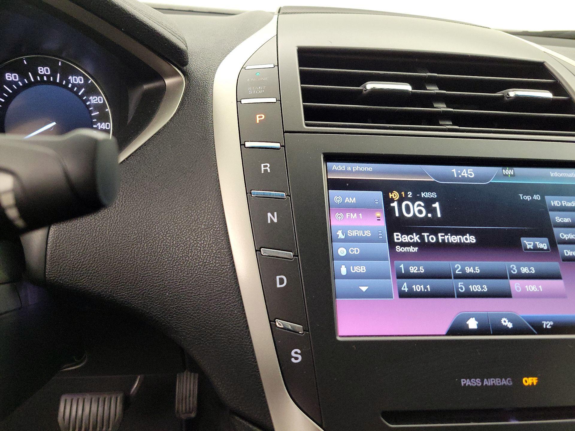 Thumbnail: 2016 Lincoln MKZ - 17