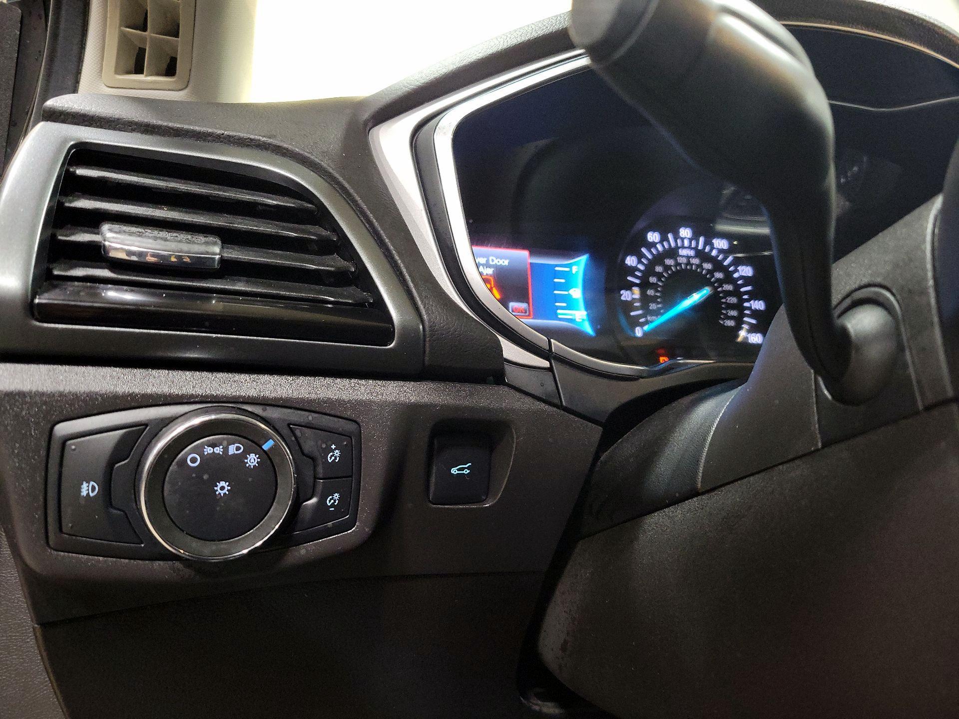 Thumbnail: 2015 Ford Fusion - 13