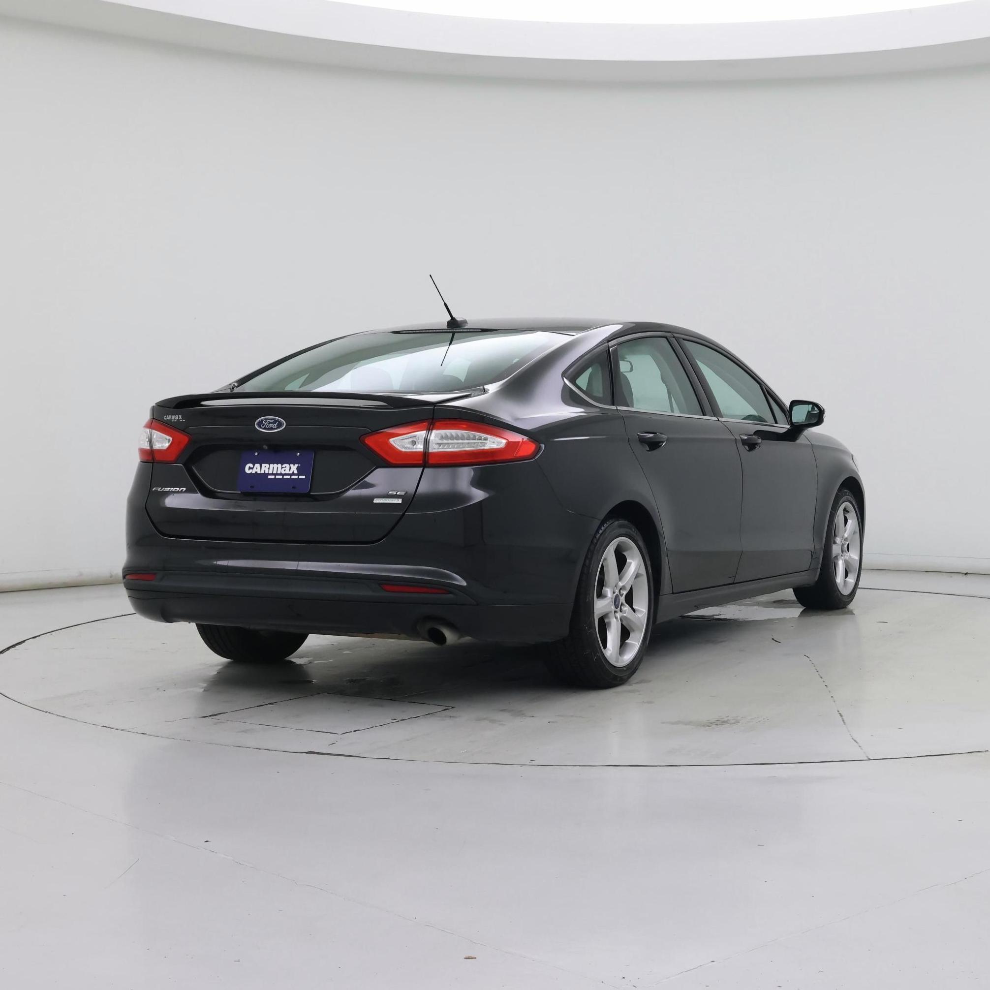 Thumbnail: 2015 Ford Fusion - 8