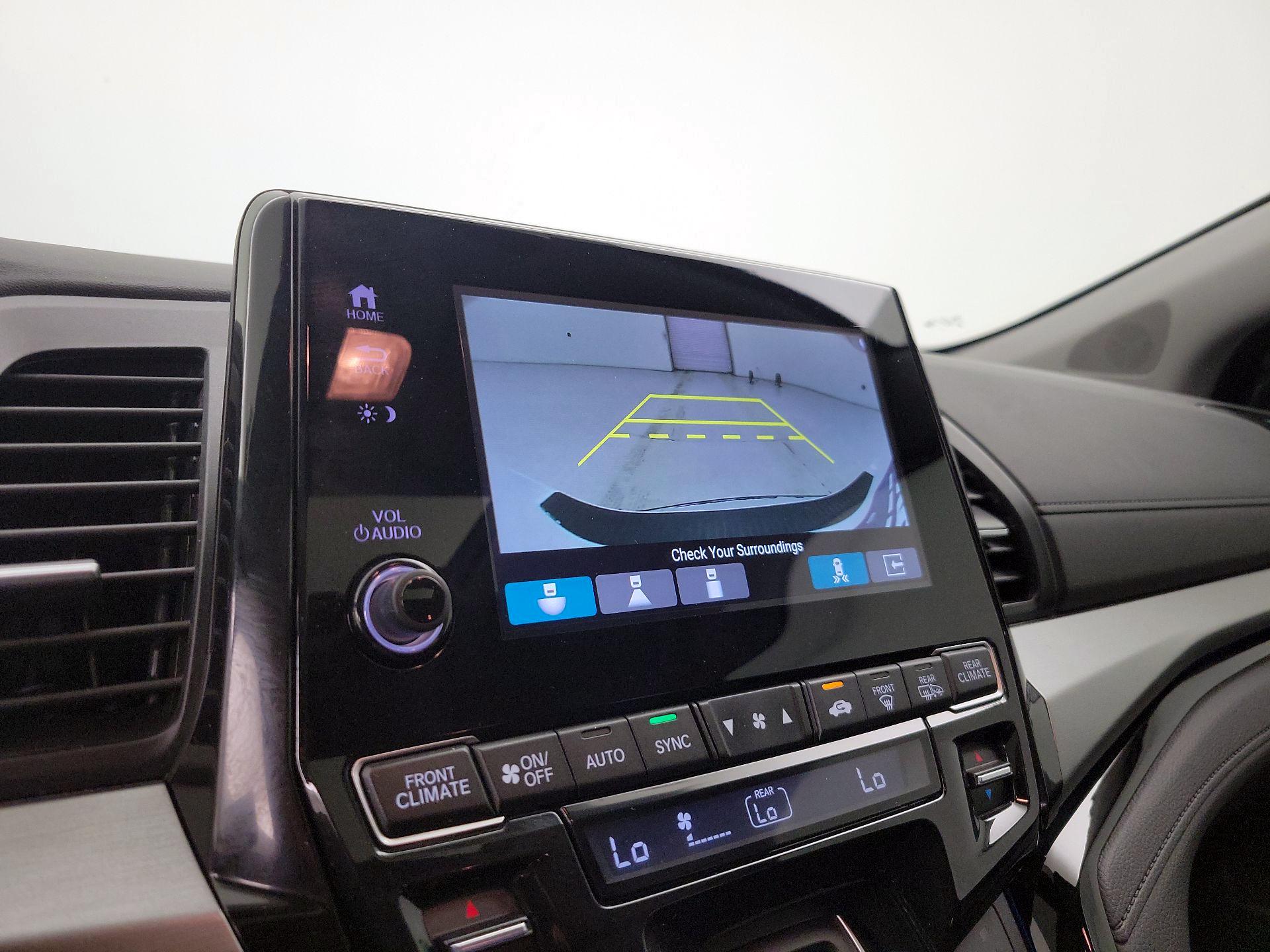 Thumbnail: 2022 Honda Odyssey - 15