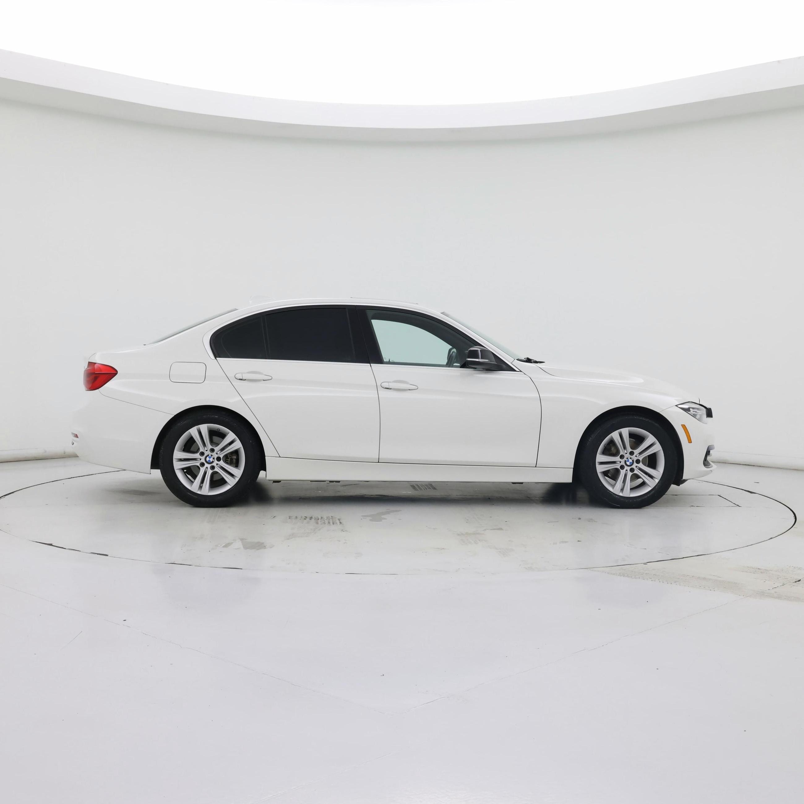 Thumbnail: 2018 BMW 3 Series - 7