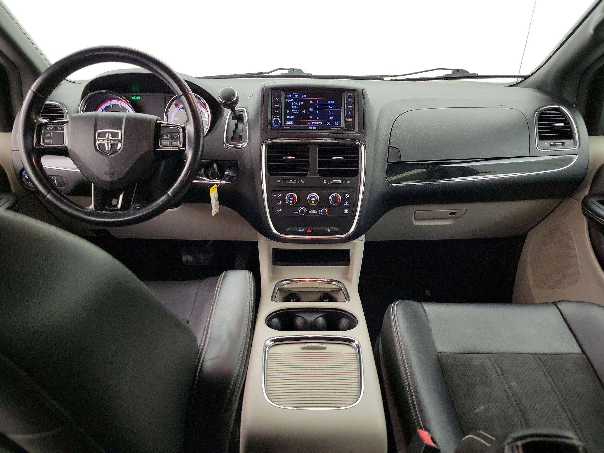 Thumbnail: 2020 Dodge Grand Caravan - 9