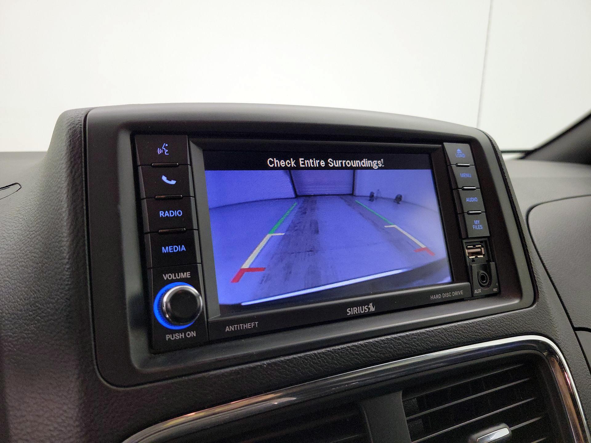Thumbnail: 2020 Dodge Grand Caravan - 14