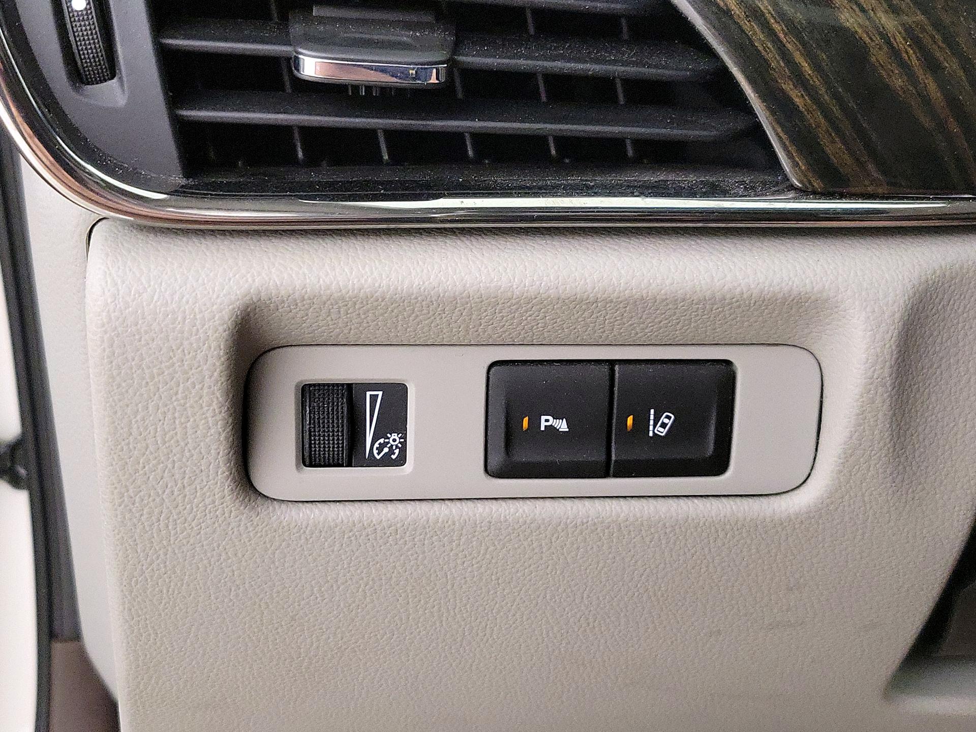 Thumbnail: 2014 Cadillac ATS - 13