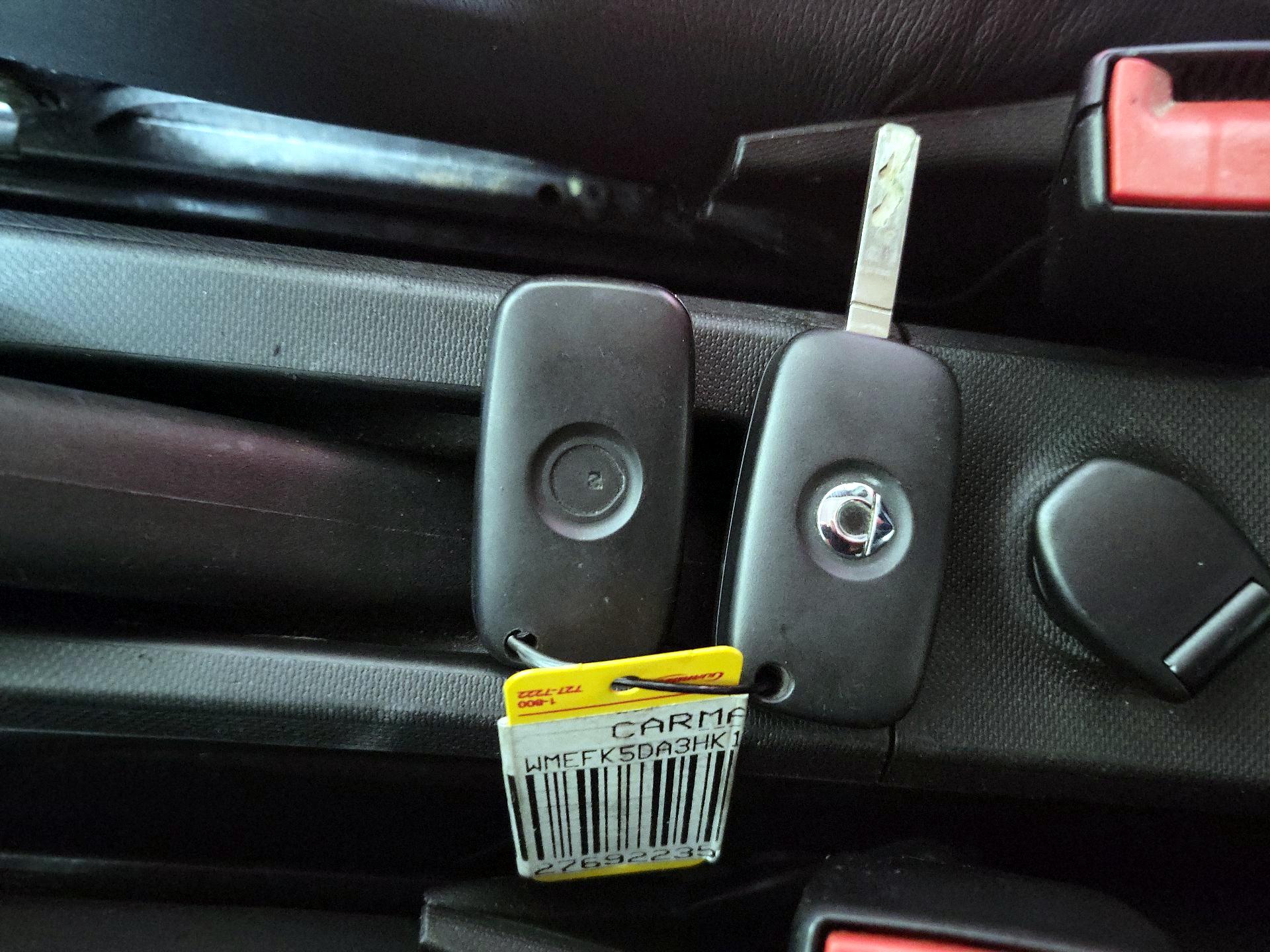 Thumbnail: 2017 smart fortwo - 19