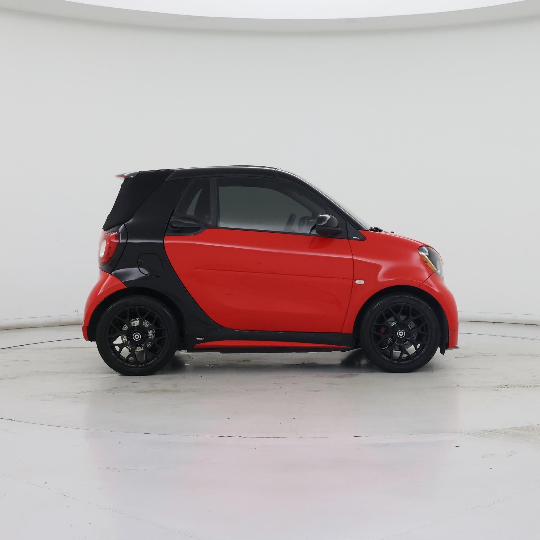 Thumbnail: 2017 smart fortwo - 7
