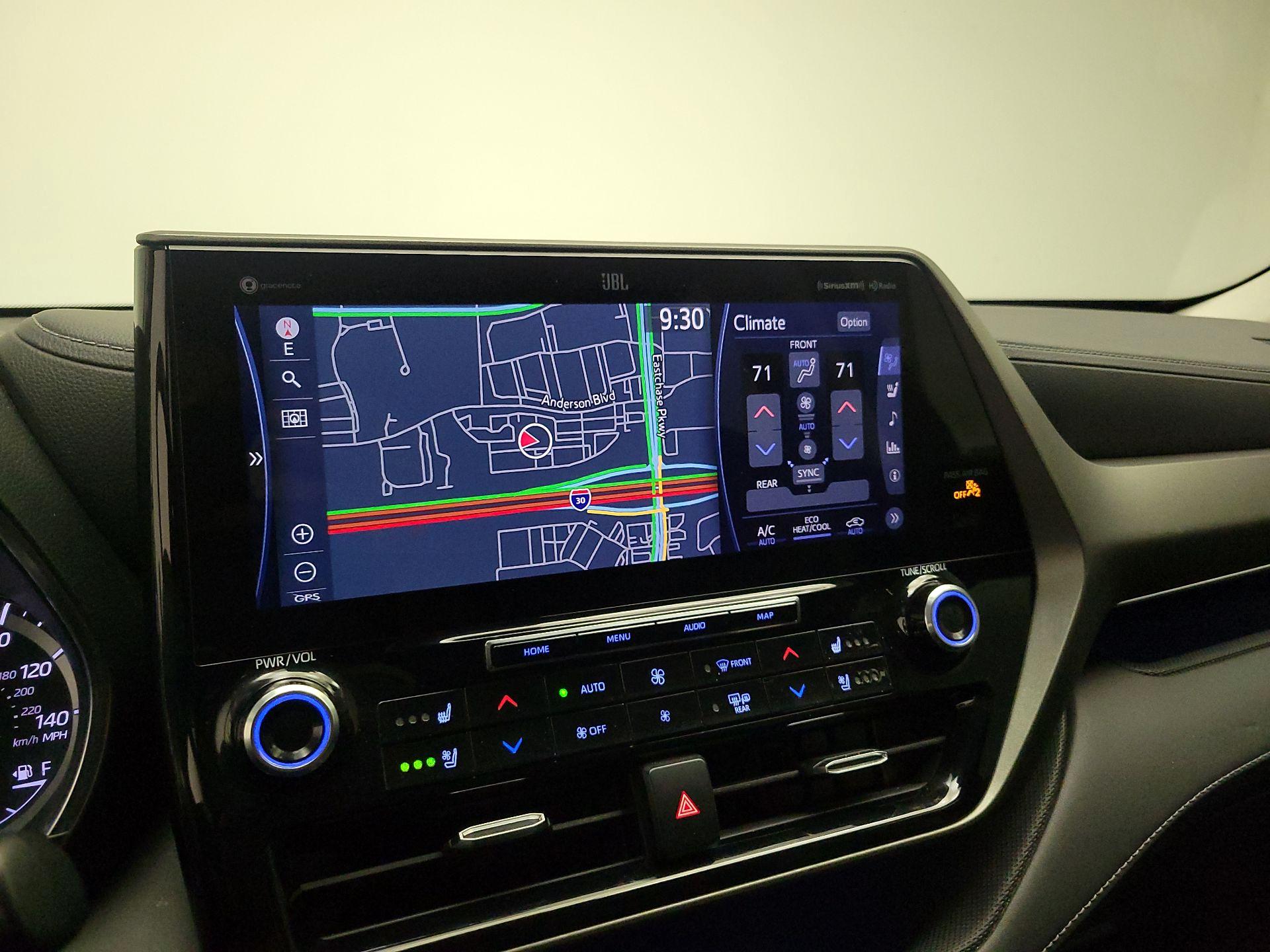 Thumbnail: 2021 Toyota Highlander - 14