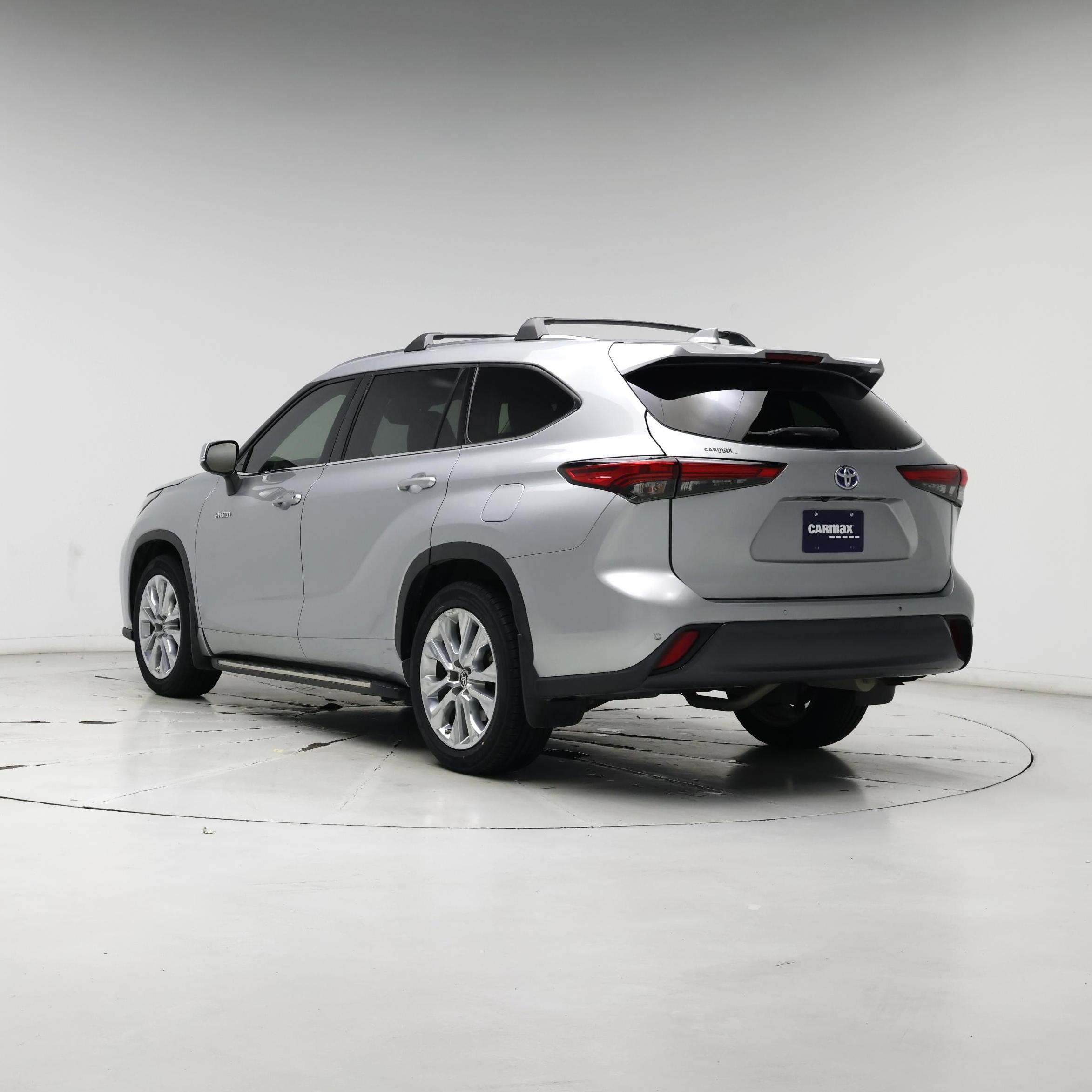 Thumbnail: 2021 Toyota Highlander - 2
