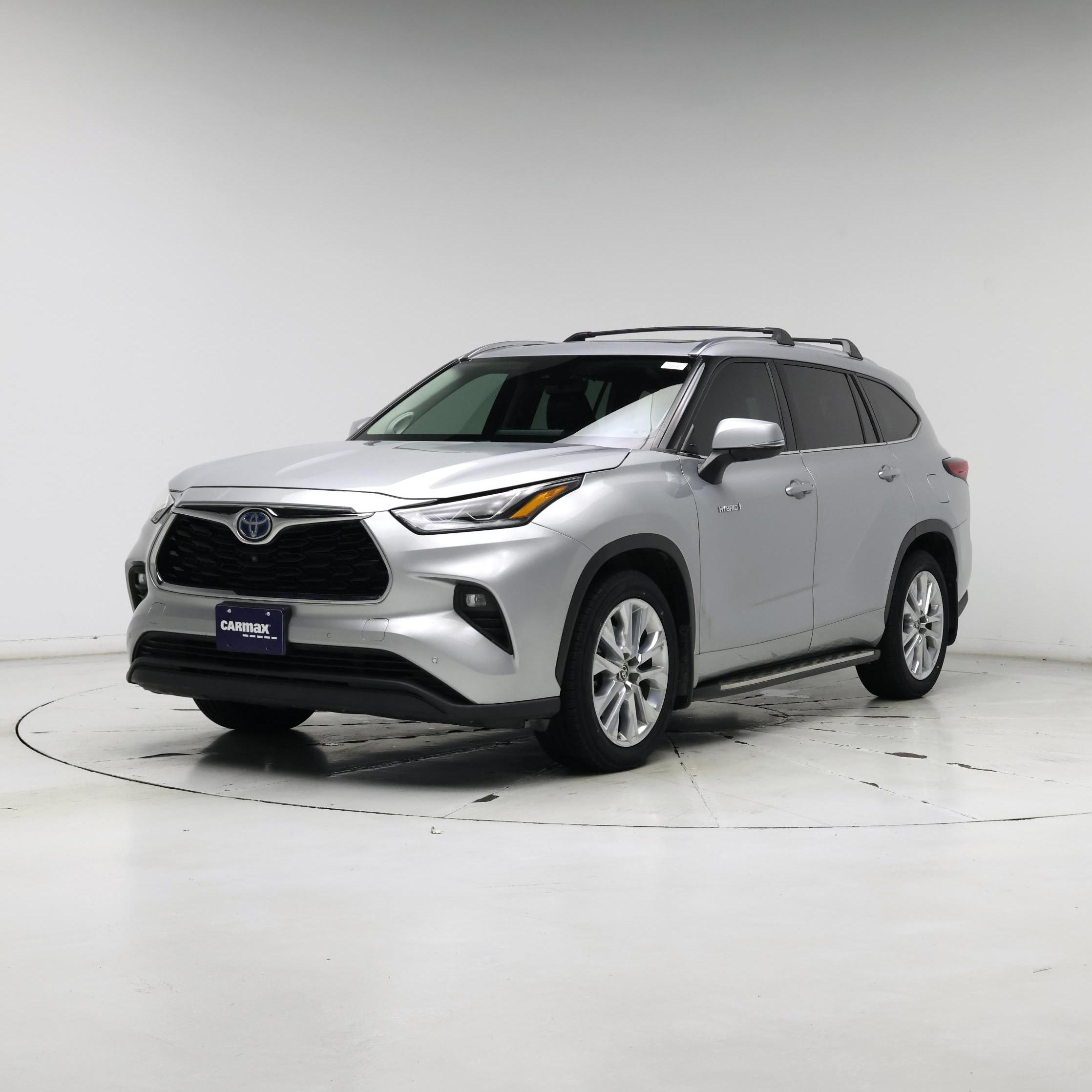 Thumbnail: 2021 Toyota Highlander - 4