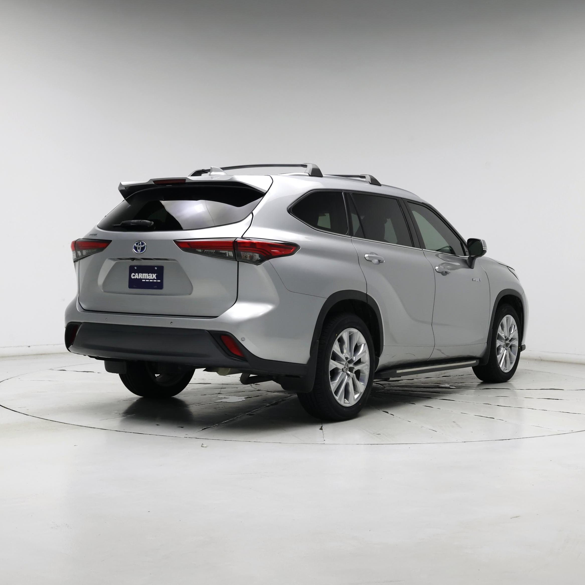 Thumbnail: 2021 Toyota Highlander - 8