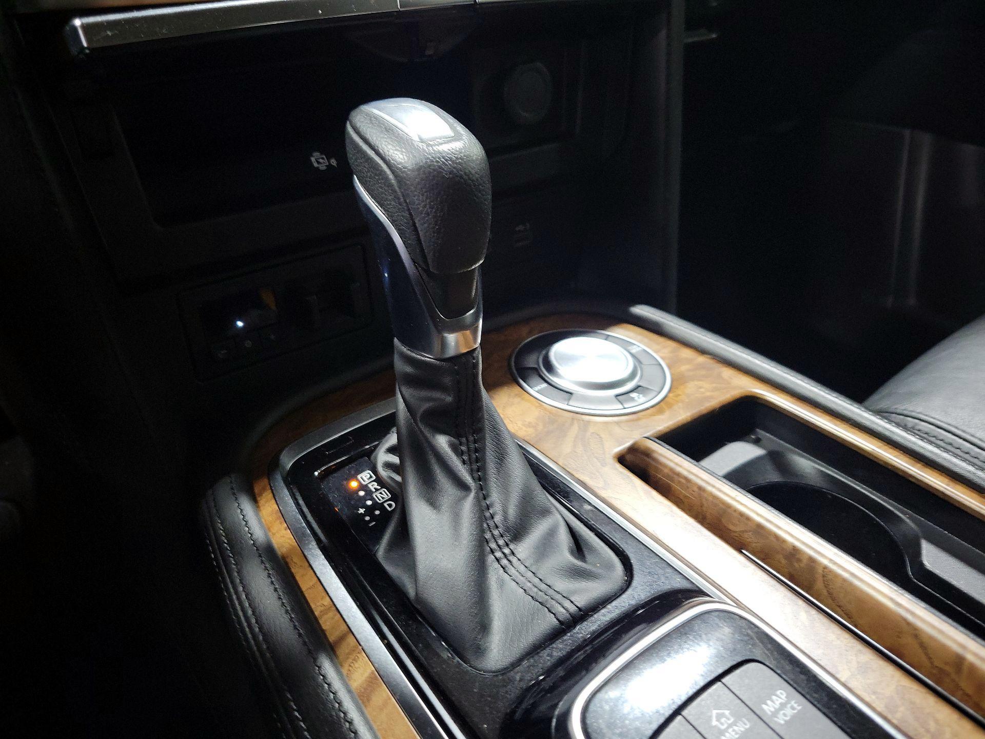 Thumbnail: 2022 Nissan Armada - 17