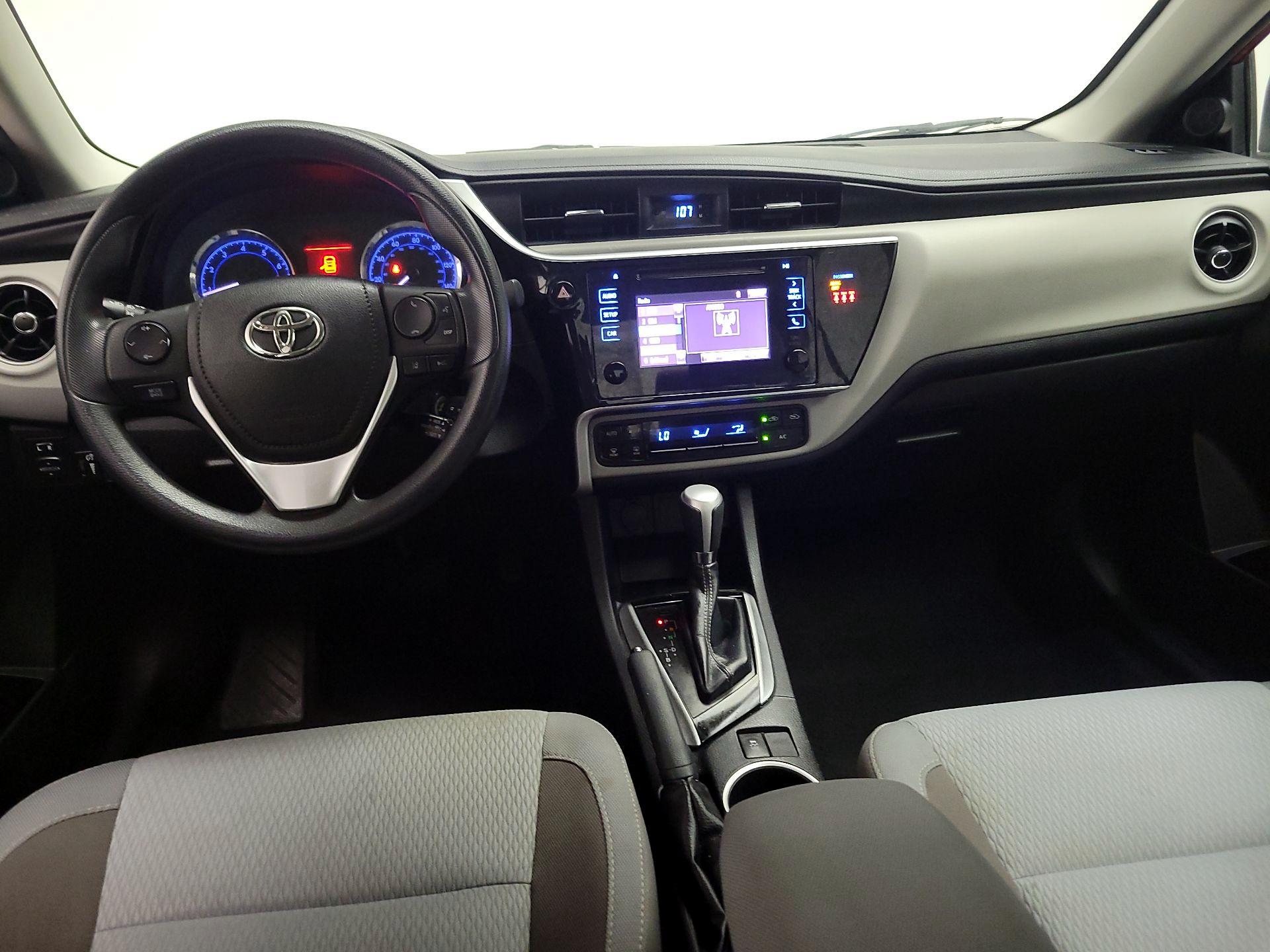 Thumbnail: 2018 Toyota Corolla - 9