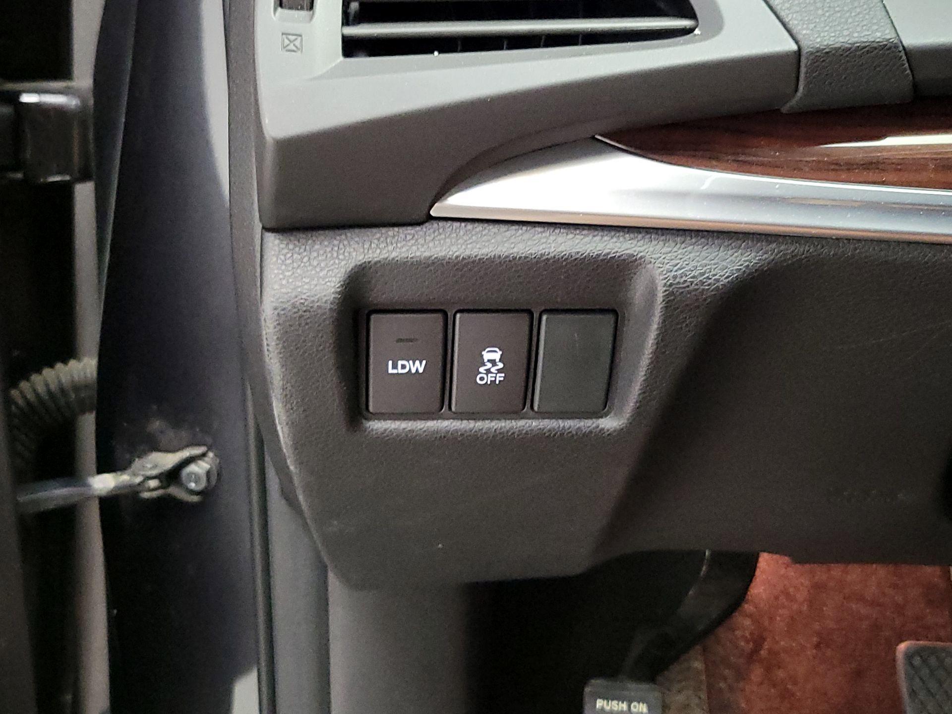 Thumbnail: 2014 Acura MDX - 13