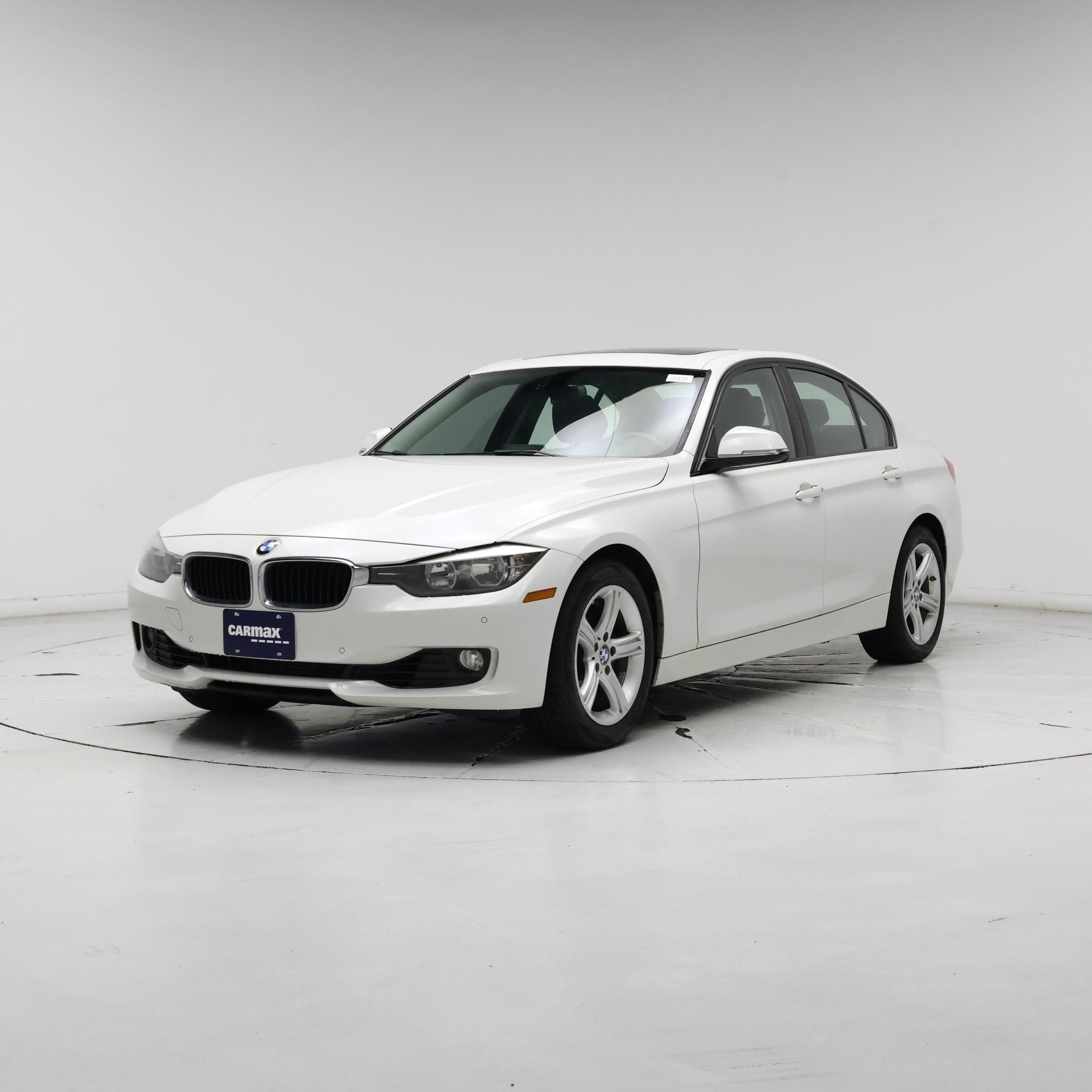 Thumbnail: 2015 BMW 3 Series - 4