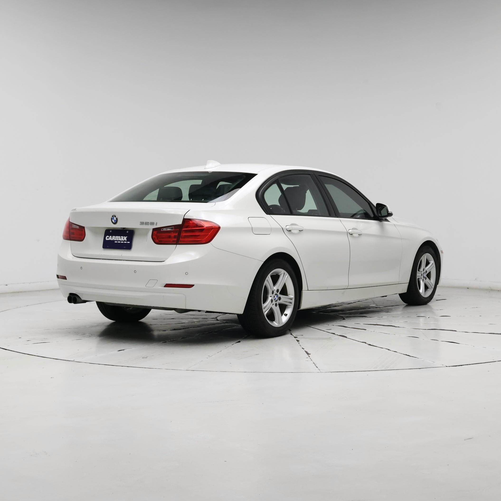 Thumbnail: 2015 BMW 3 Series - 8