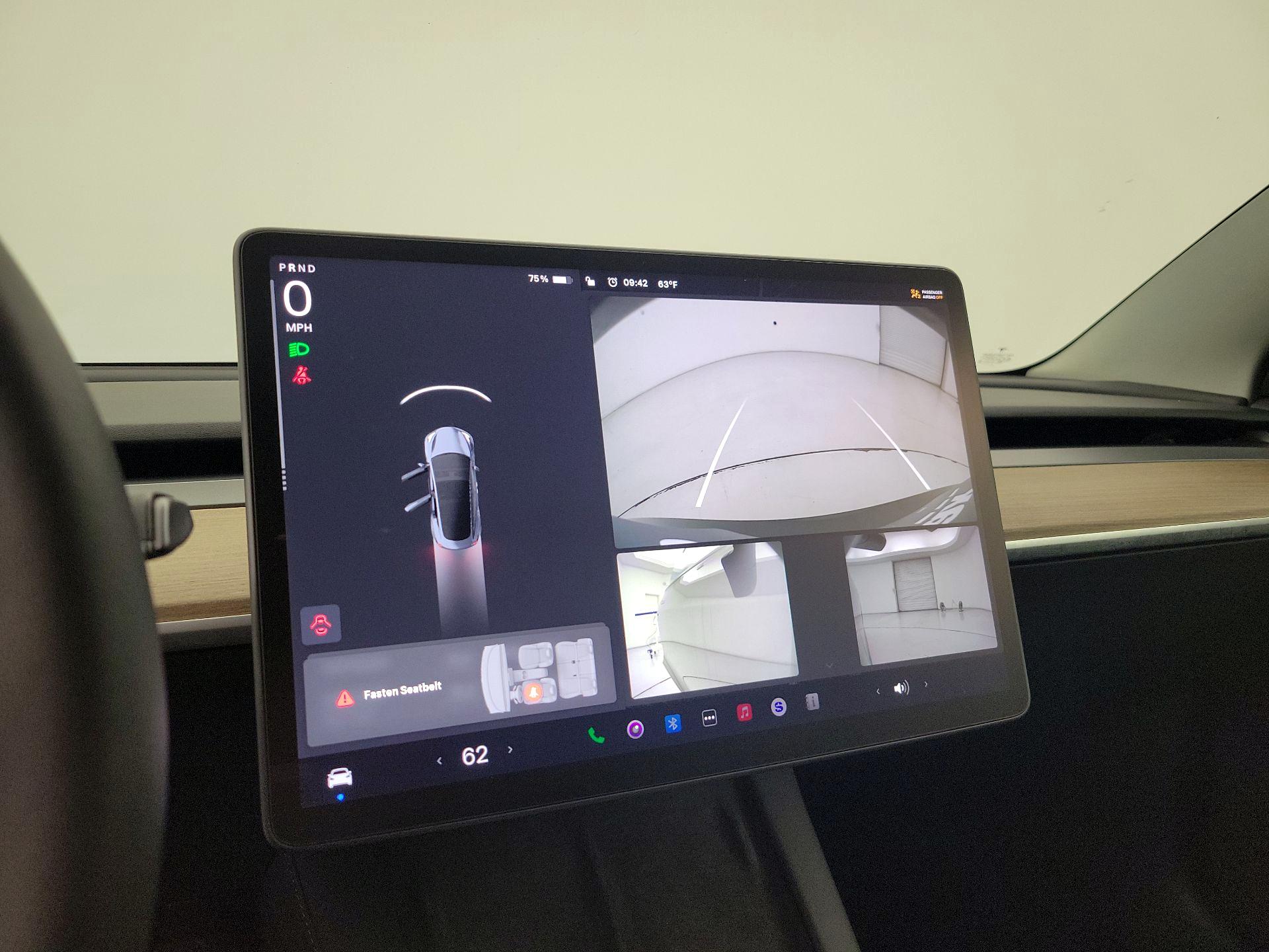 Thumbnail: 2022 Tesla Model 3 - 13